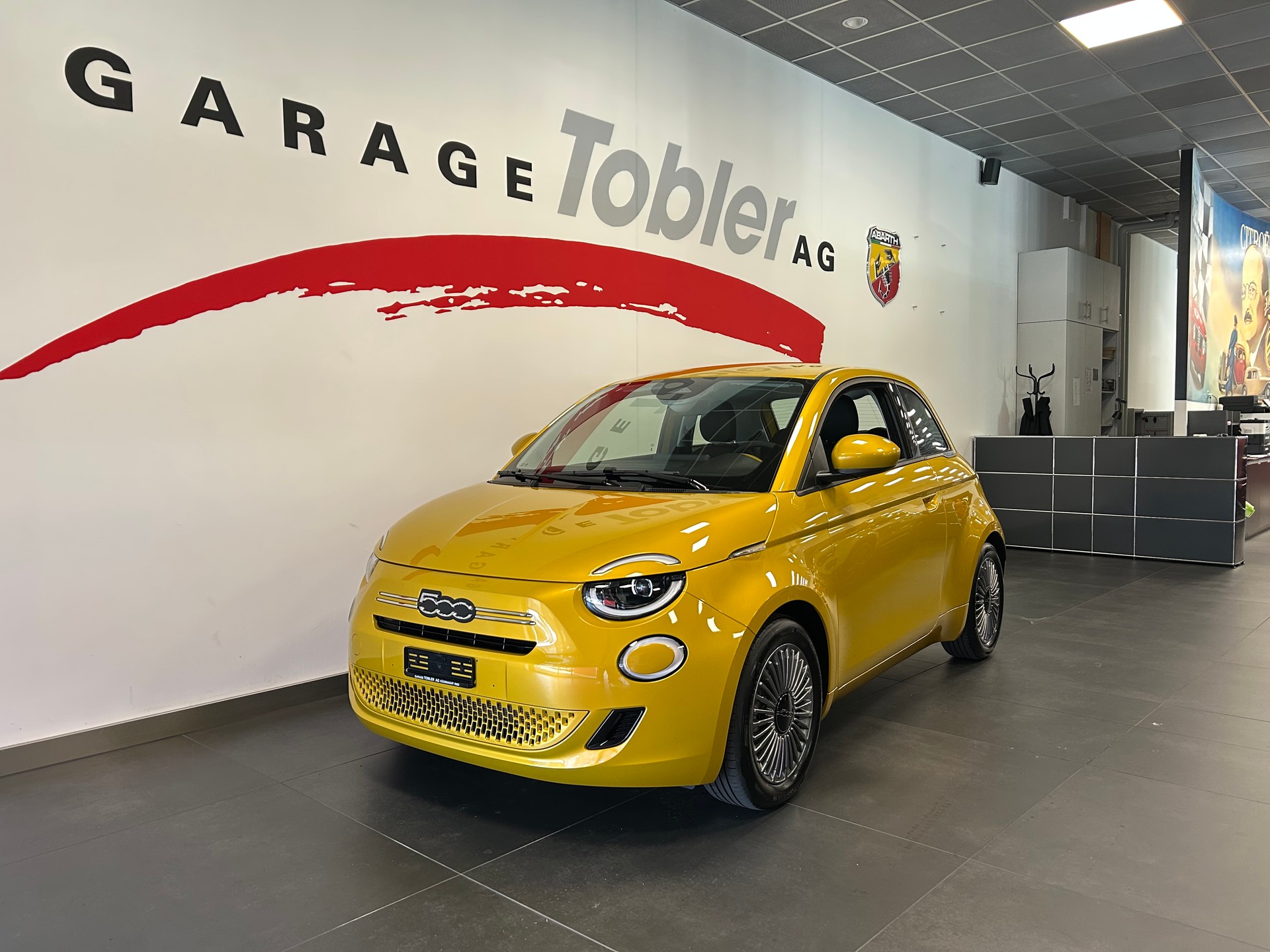 FIAT 500 1.0 FireFly MHD Torino-showroom-element-1