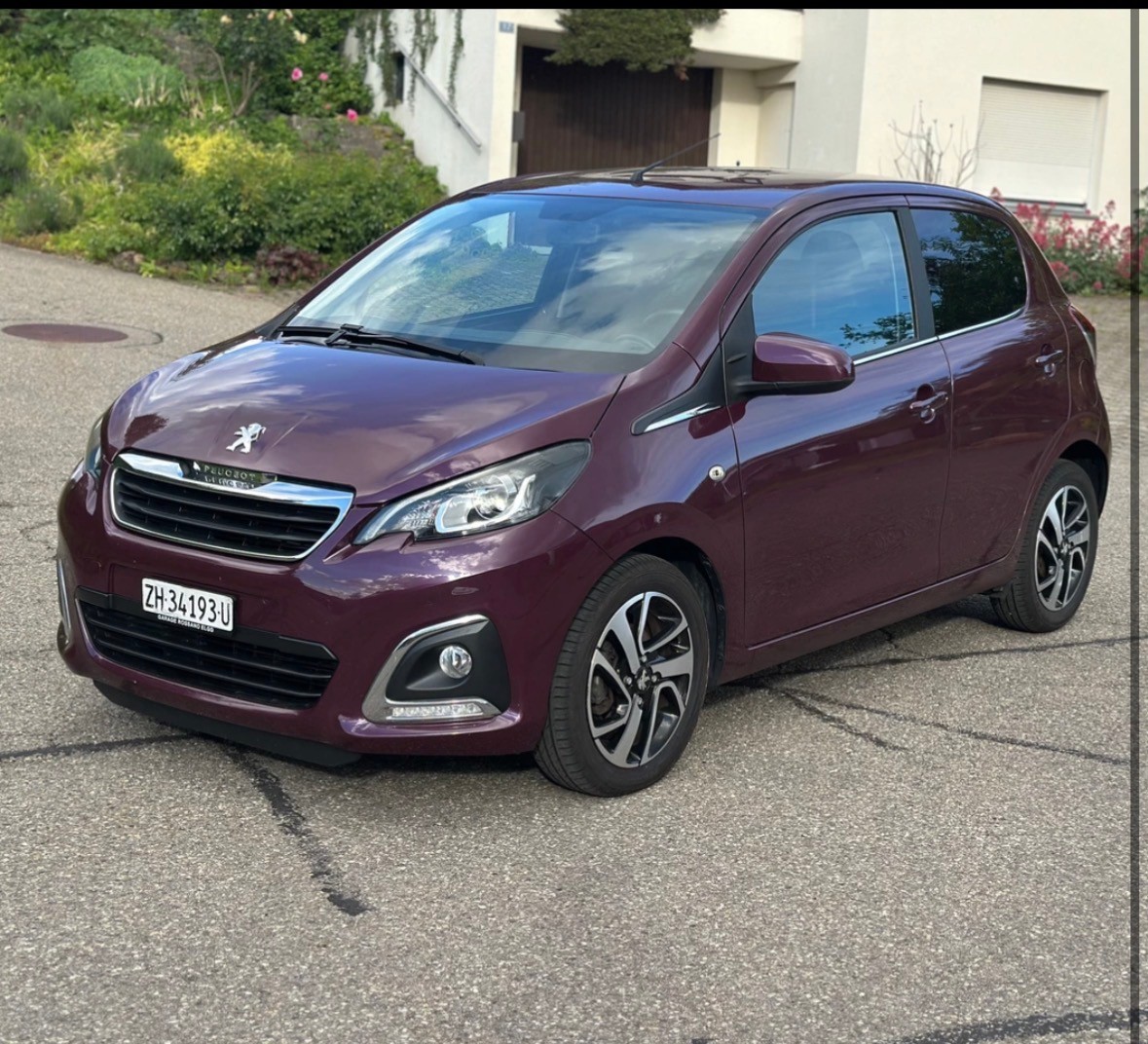PEUGEOT 108 1.2 VTi Allure