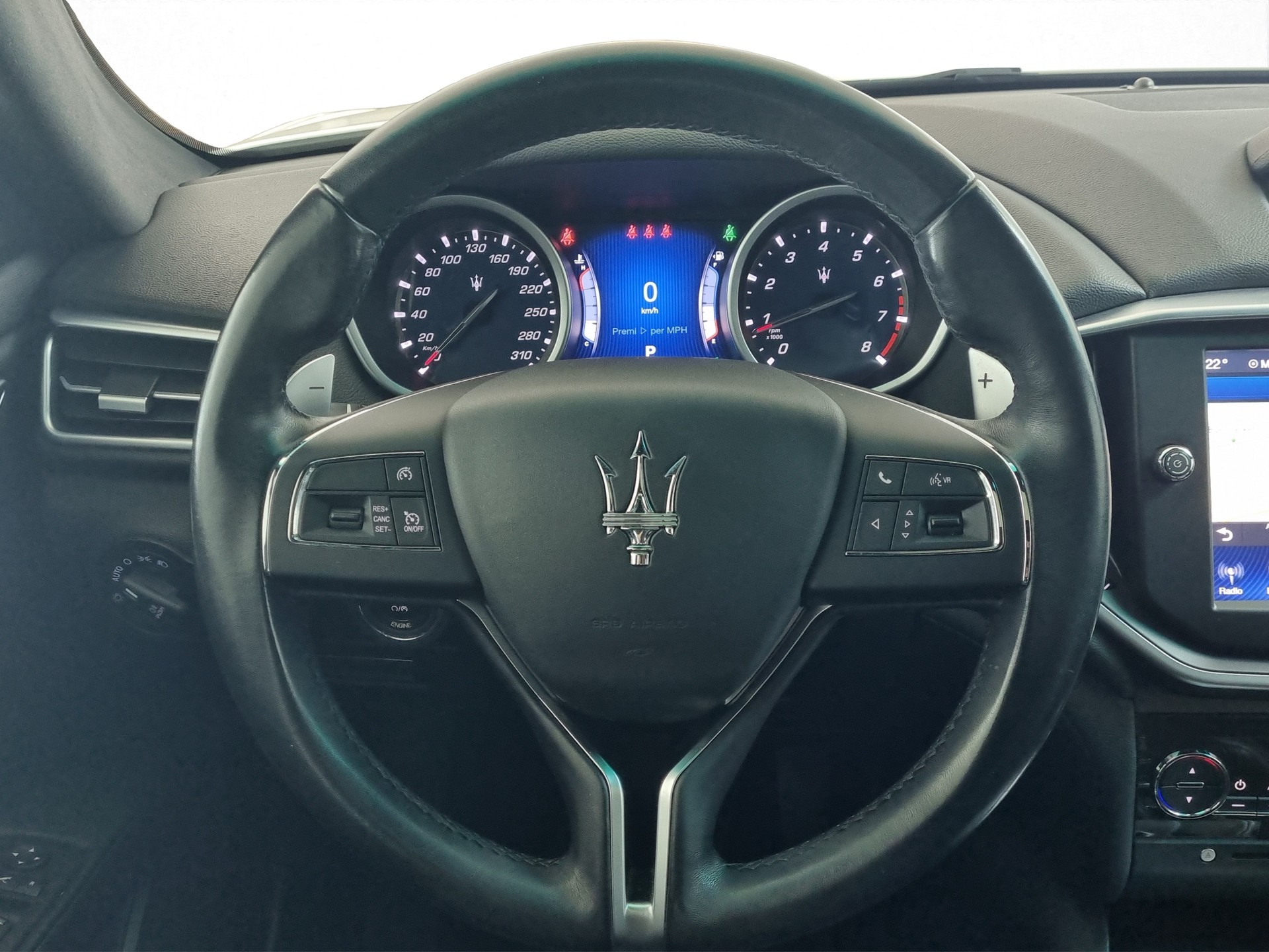 MASERATI Ghibli 3.0 V6-image-8