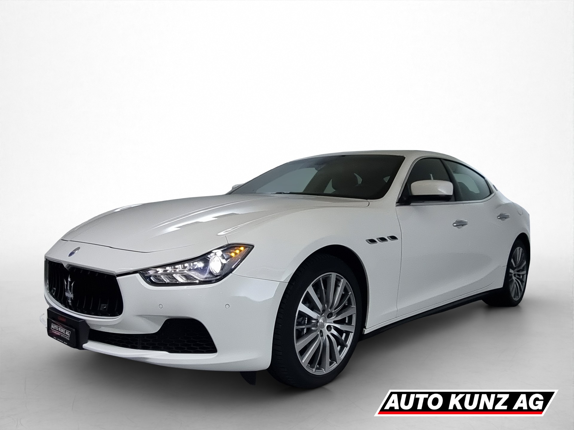 MASERATI Ghibli 3.0 V6
