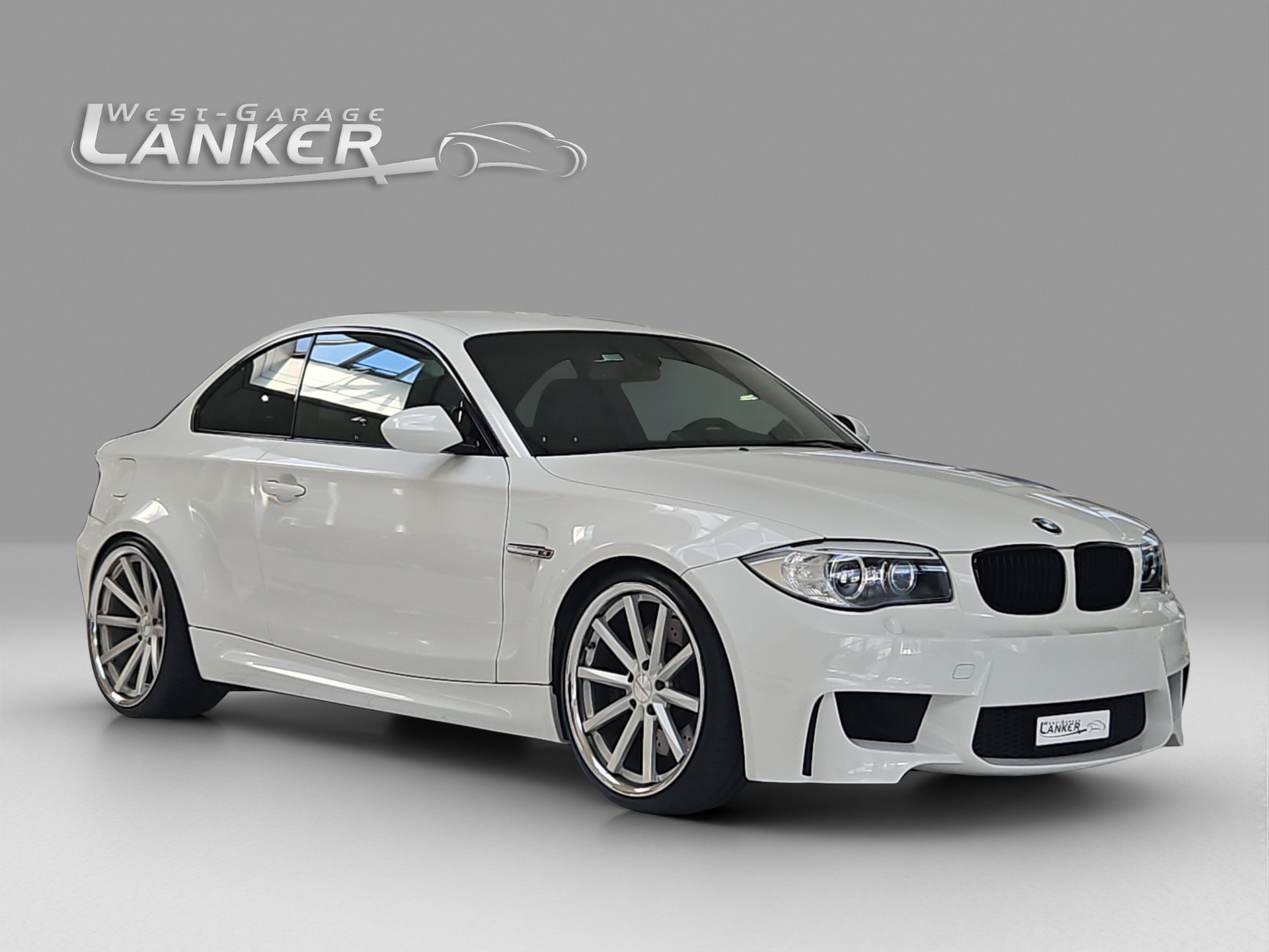 BMW 1er M Coupé-showroom-element-1