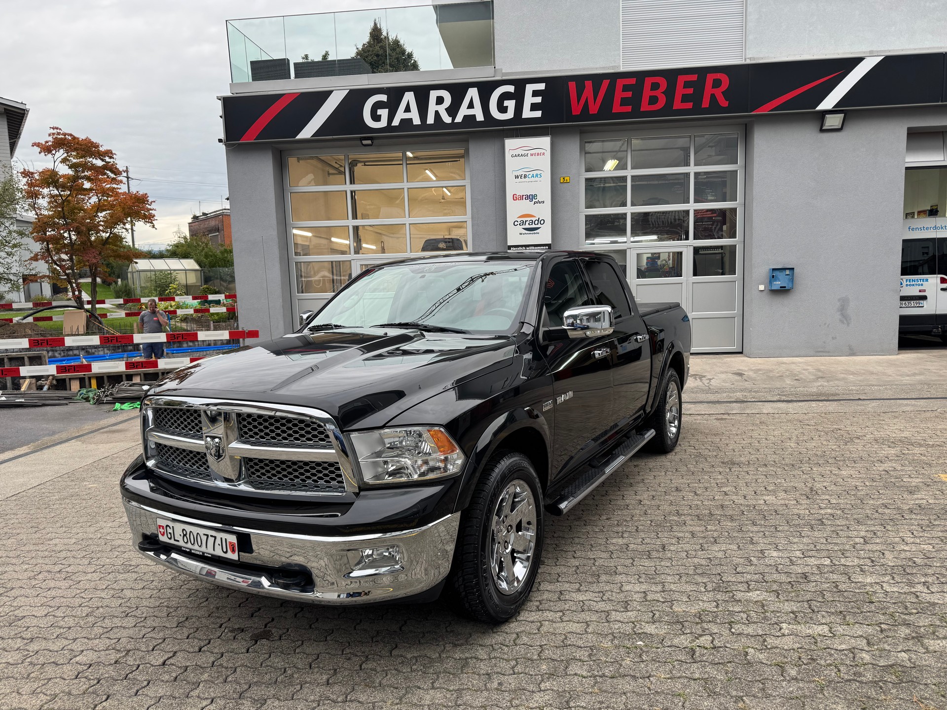 DODGE RAM 1500 Laramie Crew Cab