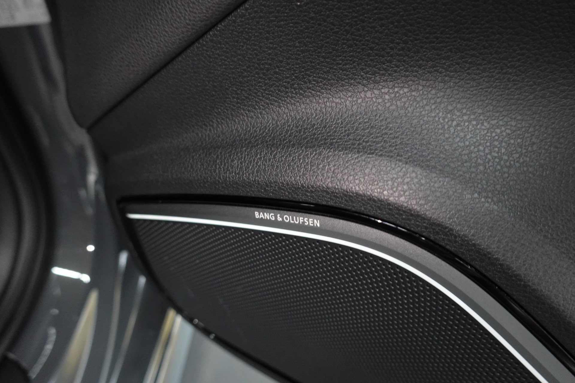AUDI RS3 2.5 TSI QUATTRO S-TRONIC BILSTEIN NANO GREY MET. EXCLUSIVE-image-47