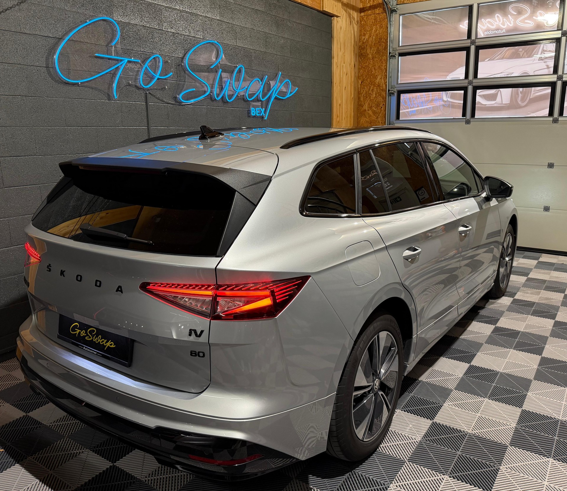 SKODA Enyaq iV 80 SportLine-showroom-element-3