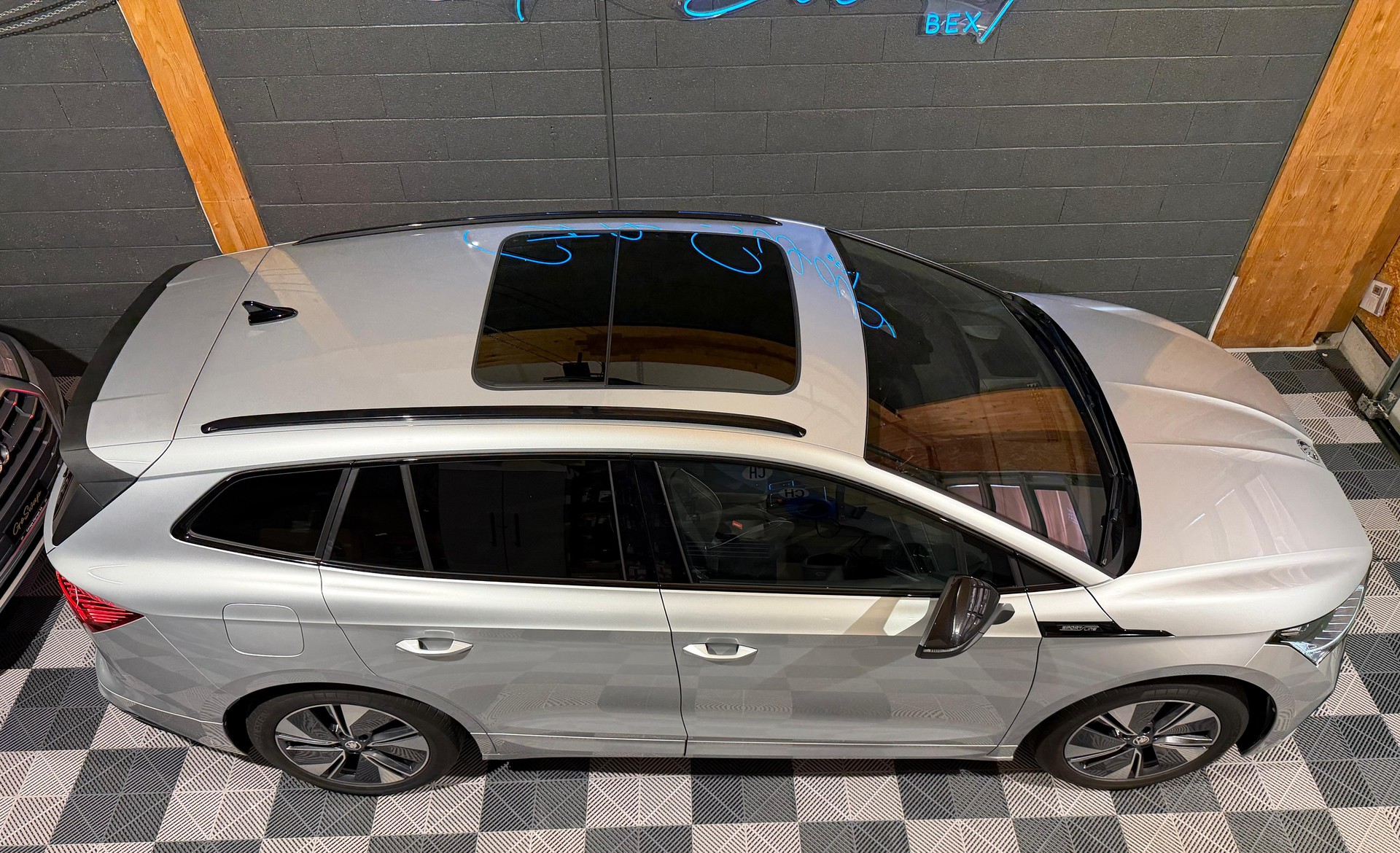SKODA Enyaq iV 80 SportLine-showroom-element-1