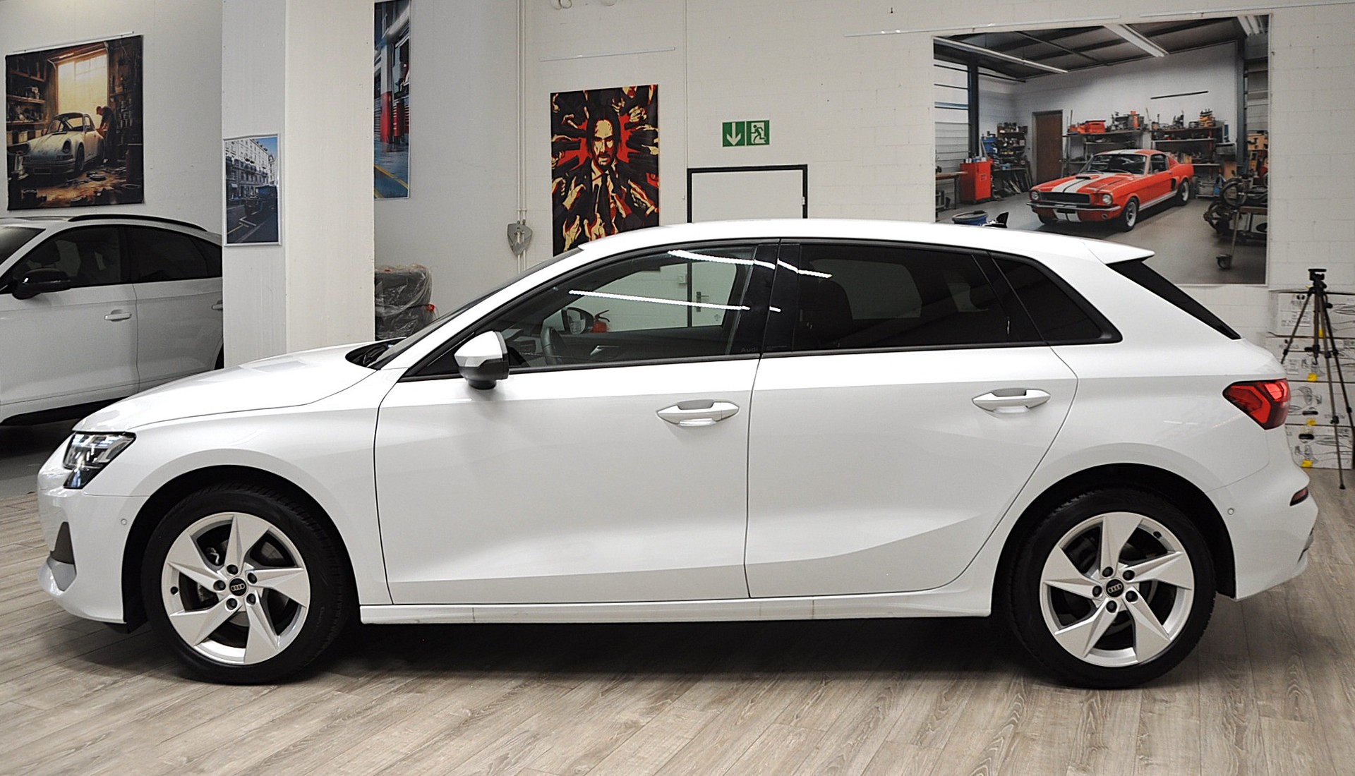 AUDI A3 Sportback 35 TFSI Attraction S-tronic-showroom-element-2