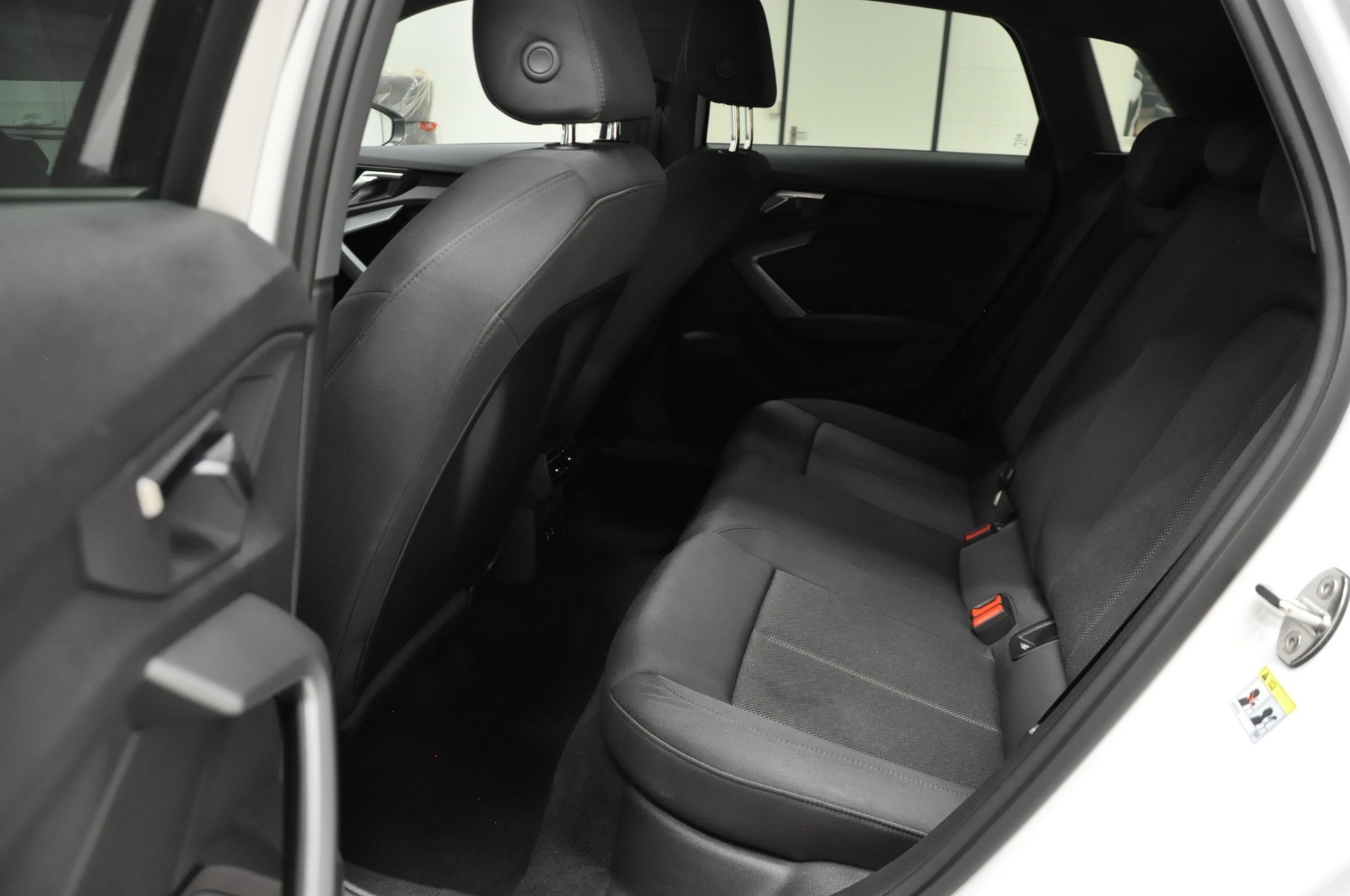AUDI A3 Sportback 35 TFSI Attraction S-tronic-image-15