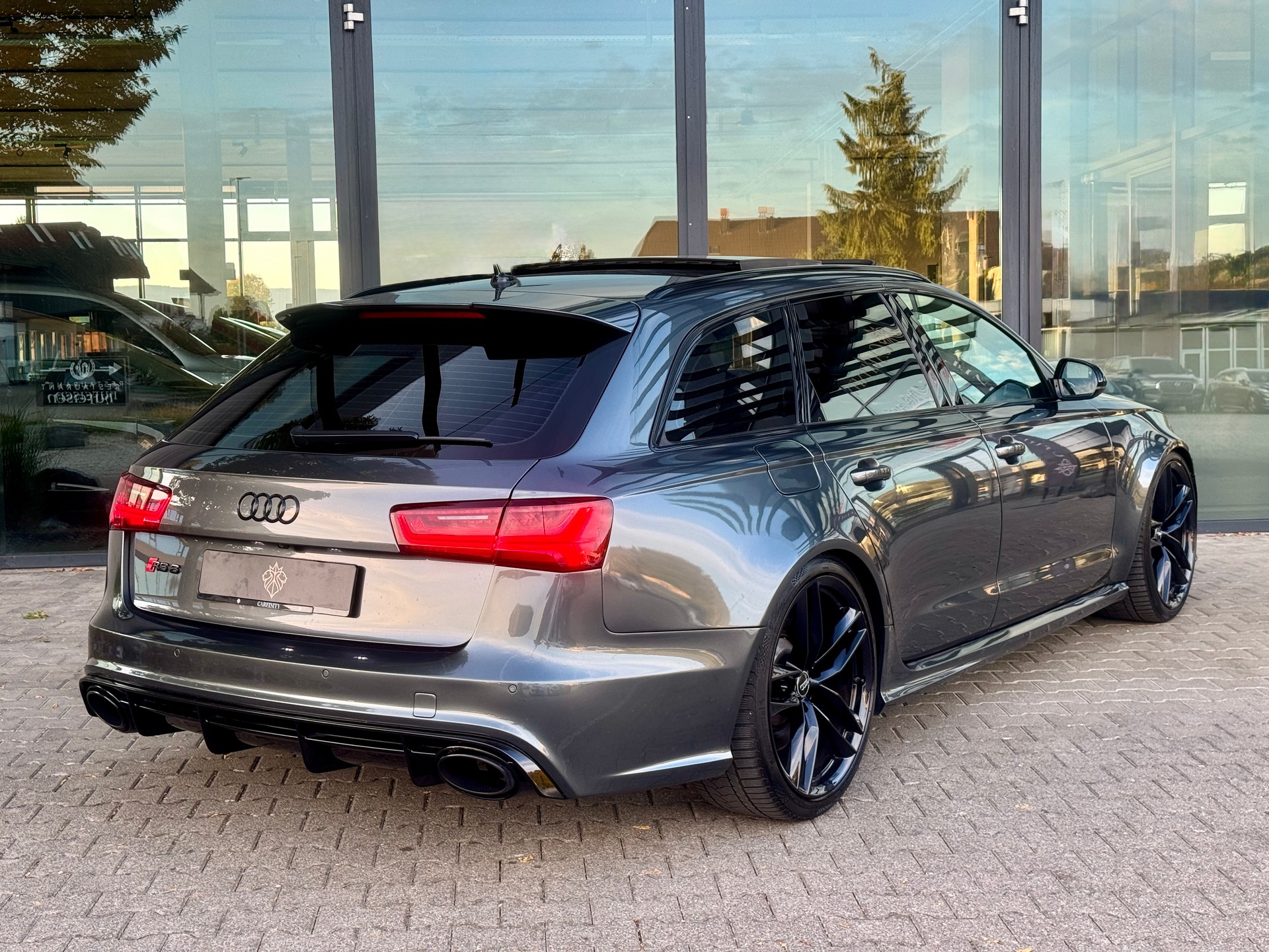 AUDI RS6 Avant 4.0 TFSI V8 quattro Tiptronic-showroom-element-3