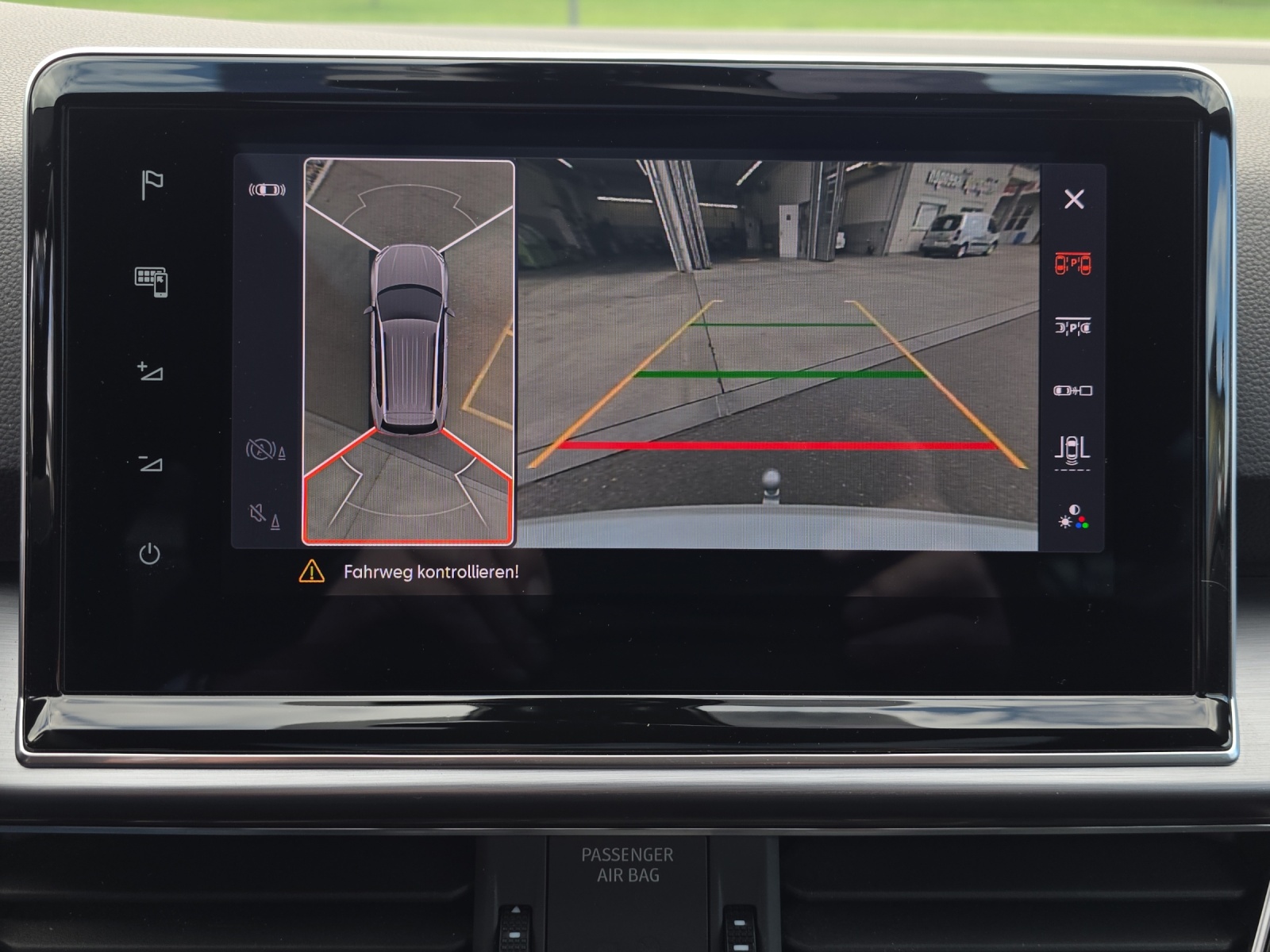 SEAT Tarraco 2.0 TDI 4Drive FR DSG AHK, Panorama-Schiebedach, Standheizung, Ledersportsitze, DCC, ACC, 360° Kamera, usw.-image-20