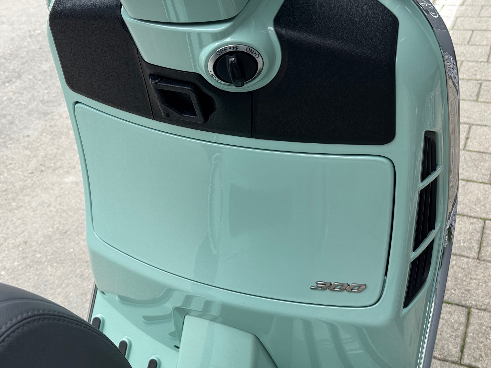 PIAGGIO Vespa GTS 300 ABS-image-10