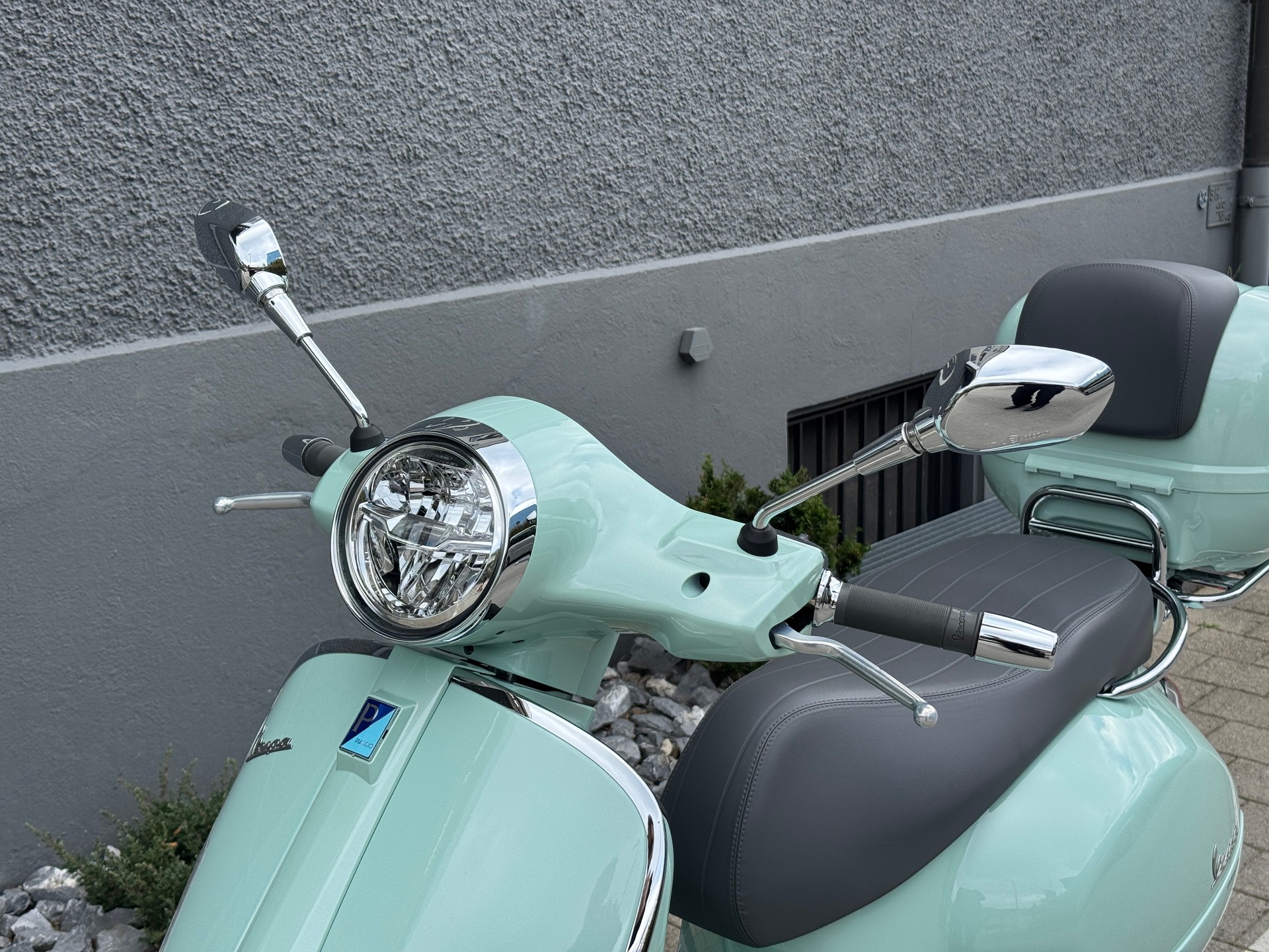 PIAGGIO Vespa GTS 300 ABS-image-1