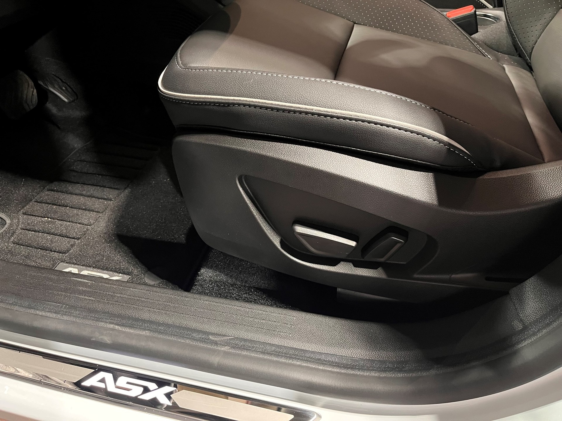 MITSUBISHI ASX 1.6 PHEV Saisho-image-26