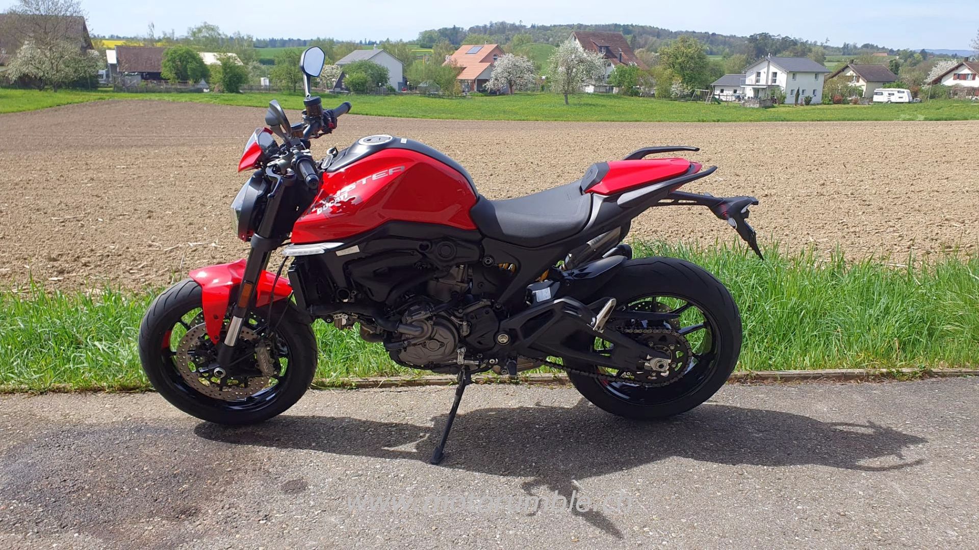 DUCATI MONSTER 937-image-3