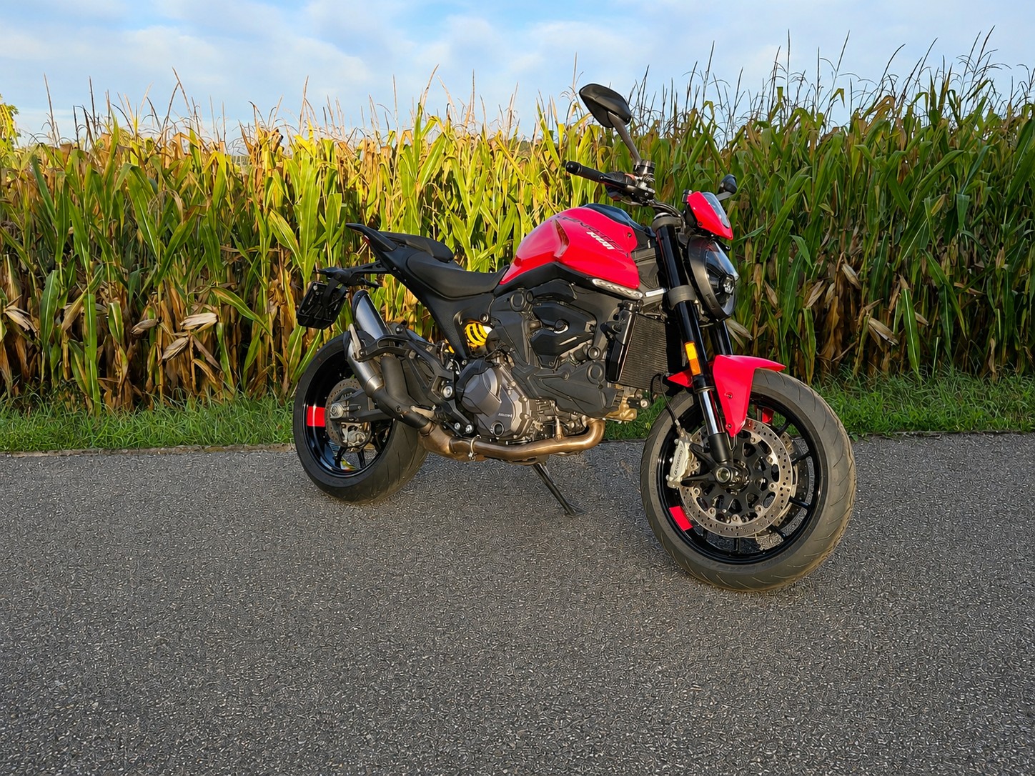 DUCATI MONSTER 937-image-1