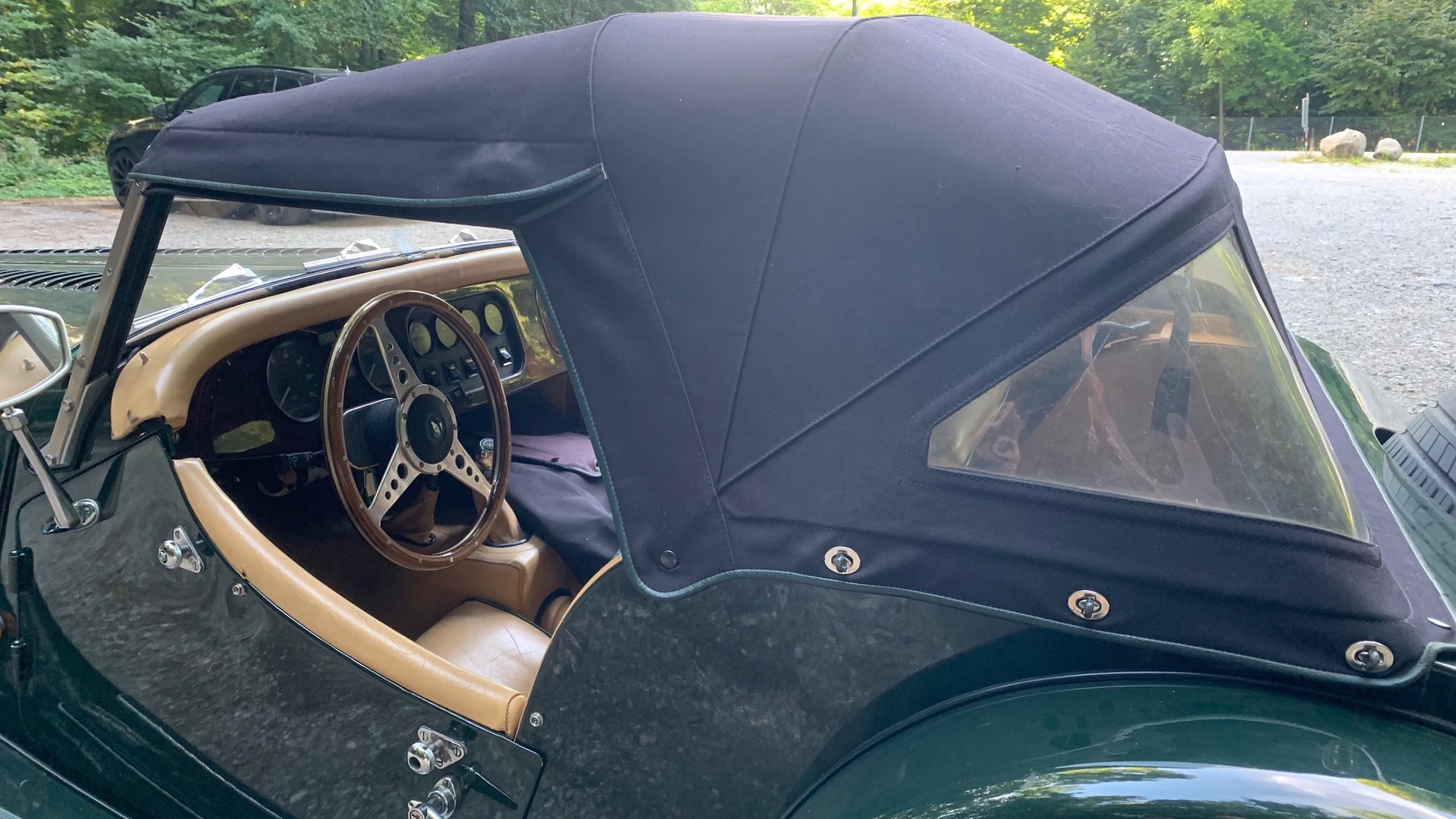MORGAN + 8 Roadster-image-6