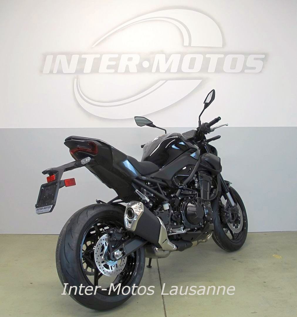 KAWASAKI Z900-image-5