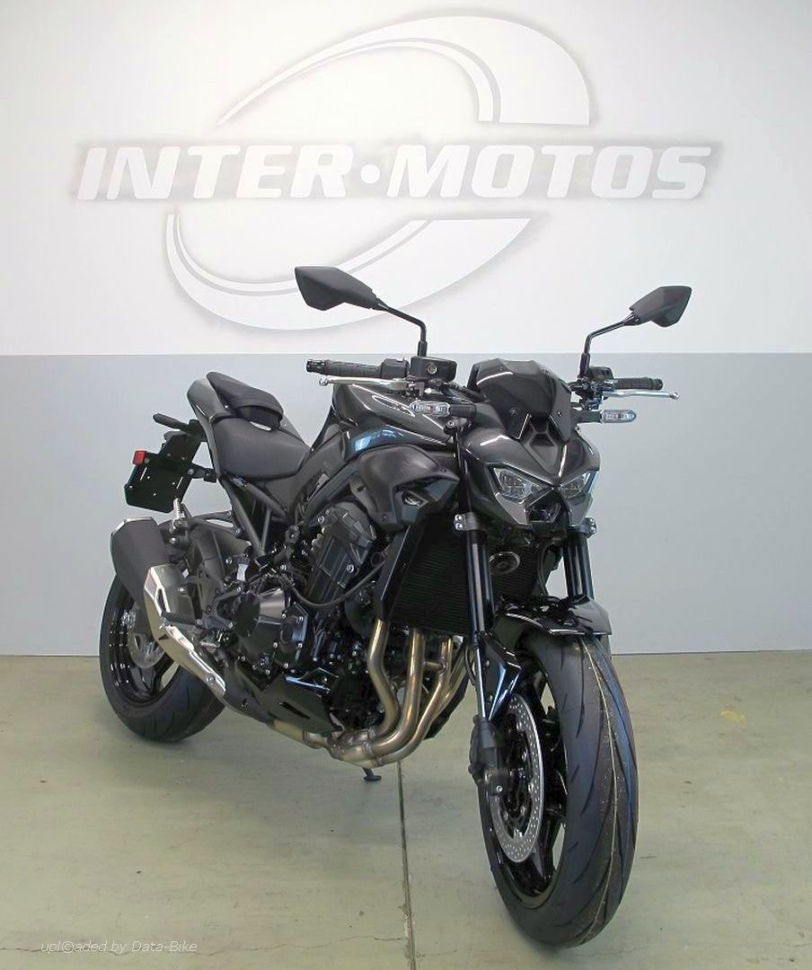 KAWASAKI Z900-image-1