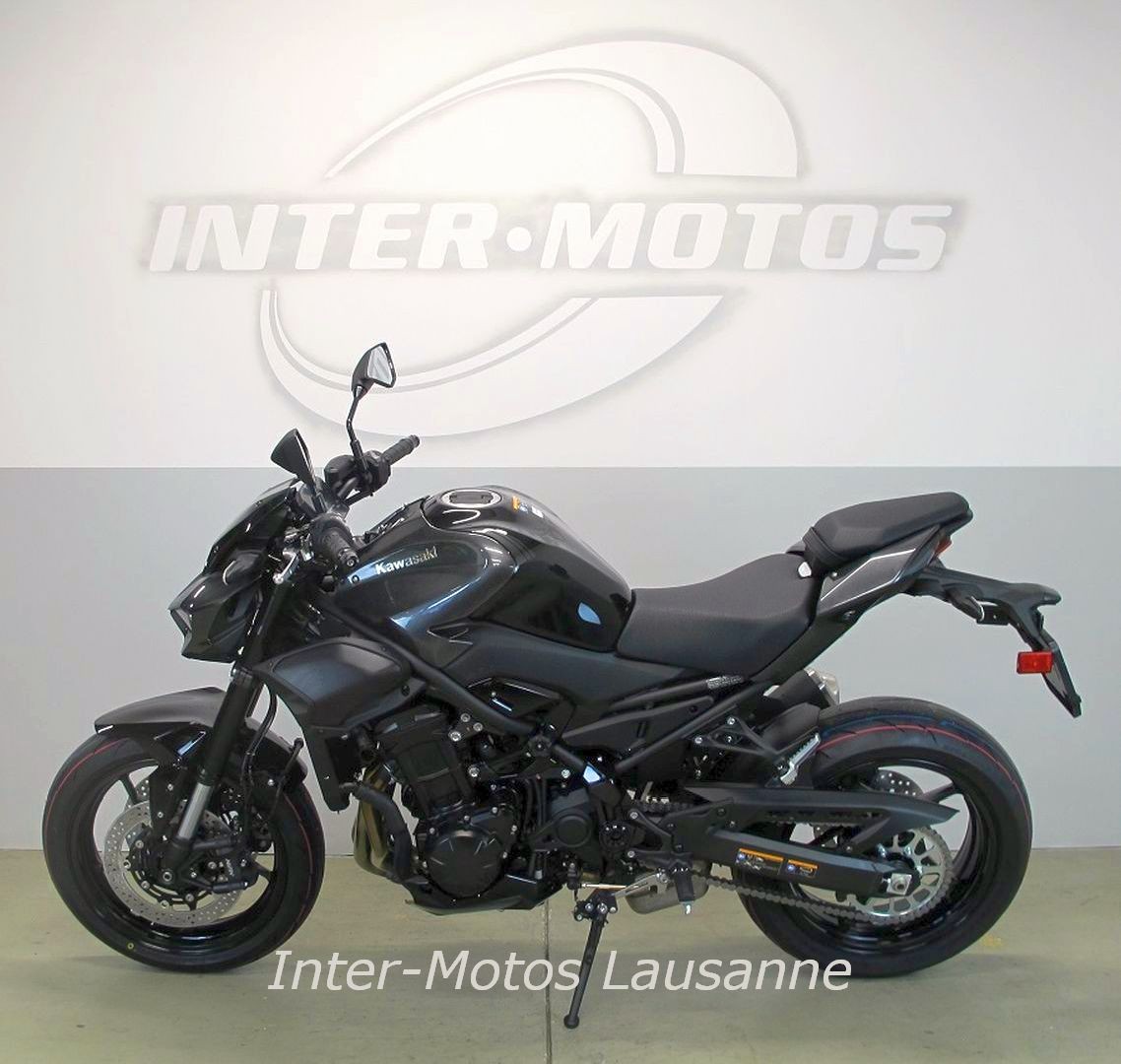 KAWASAKI Z900-image-3