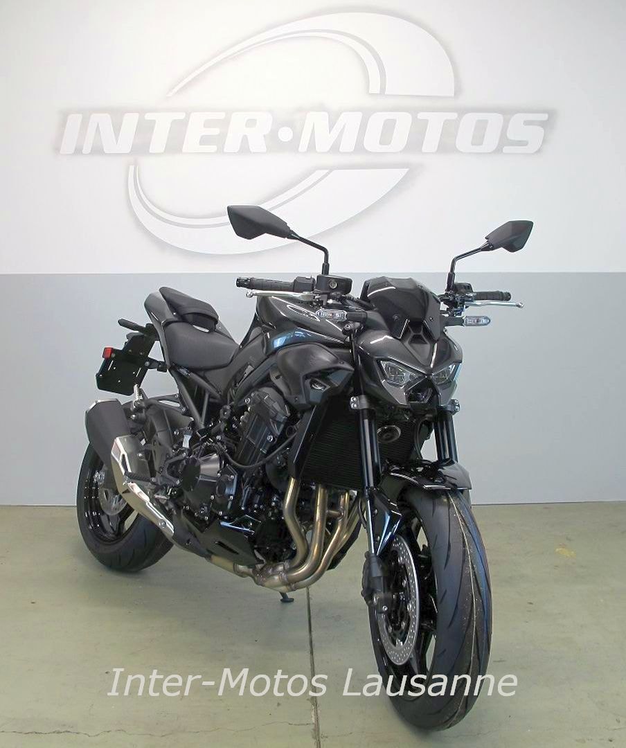 KAWASAKI Z900-image-1