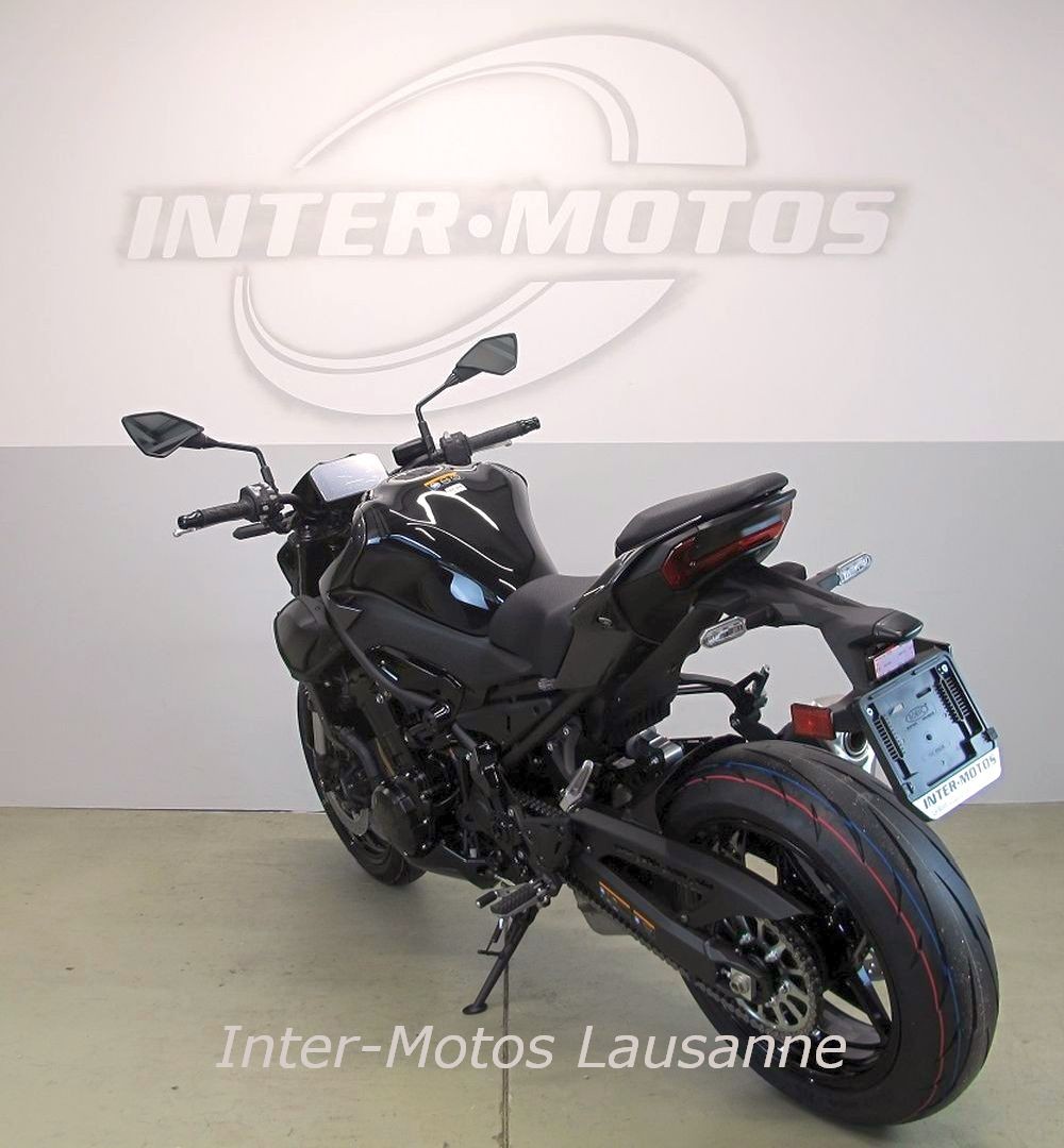 KAWASAKI Z900-image-4