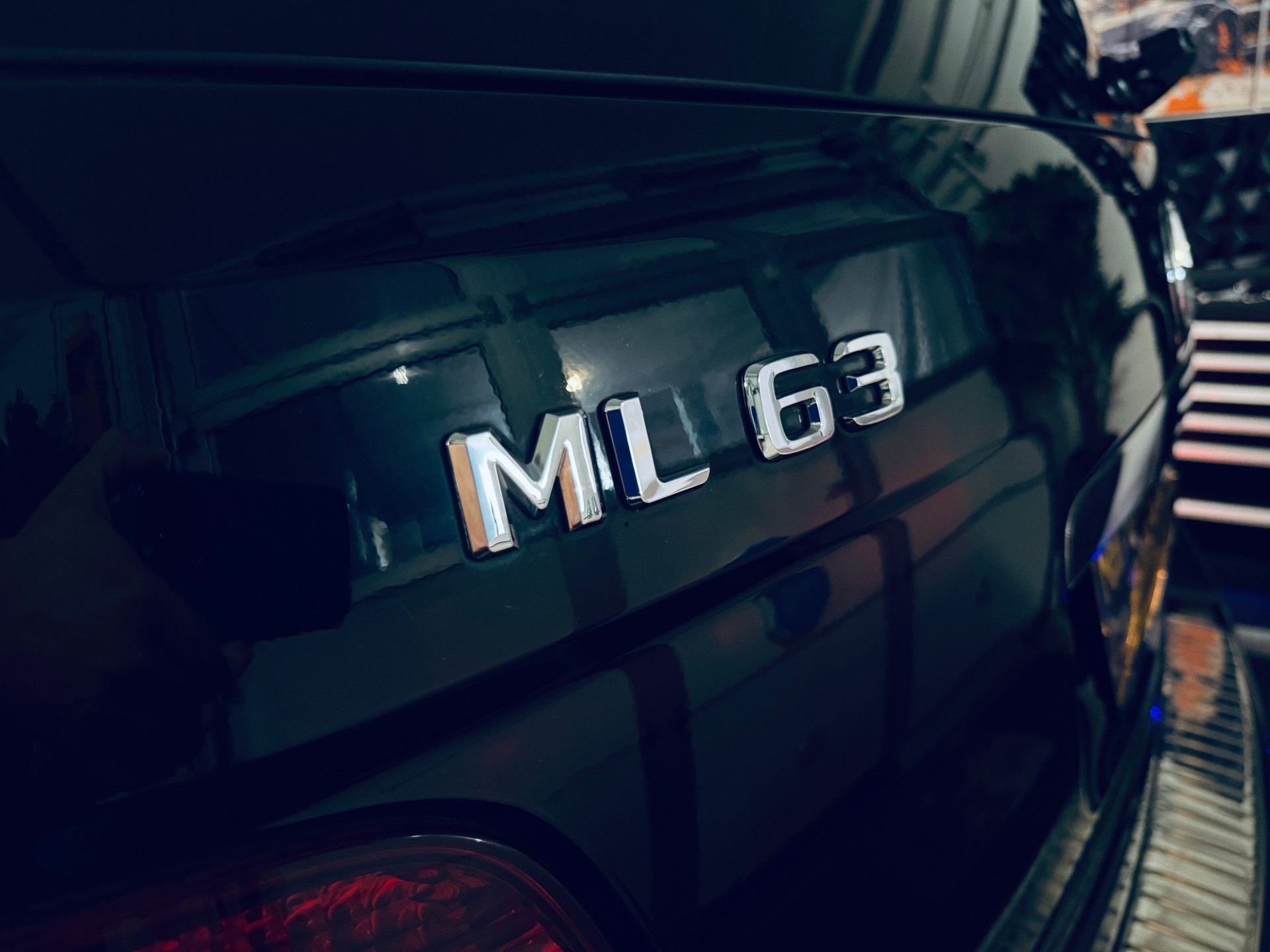 MERCEDES-BENZ ML 63 AMG 4Matic Speedshift-image-9