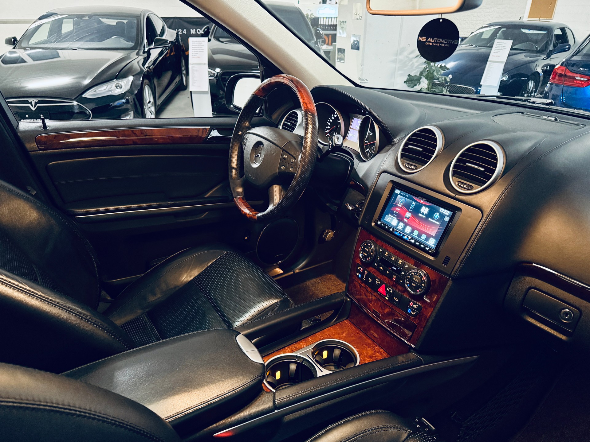 MERCEDES-BENZ ML 63 AMG 4Matic Speedshift-image-24