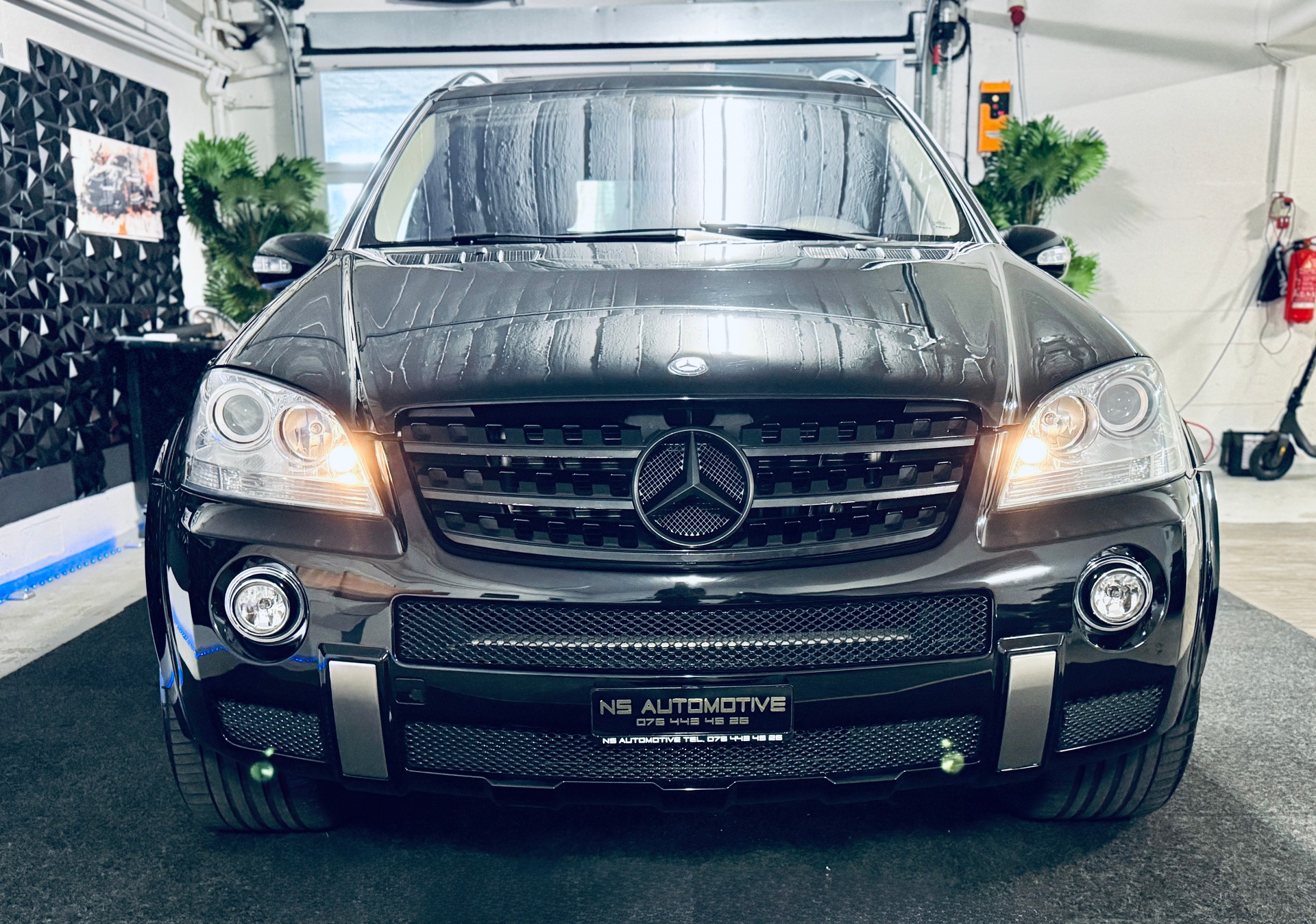 MERCEDES-BENZ ML 63 AMG 4Matic Speedshift-showroom-element-1