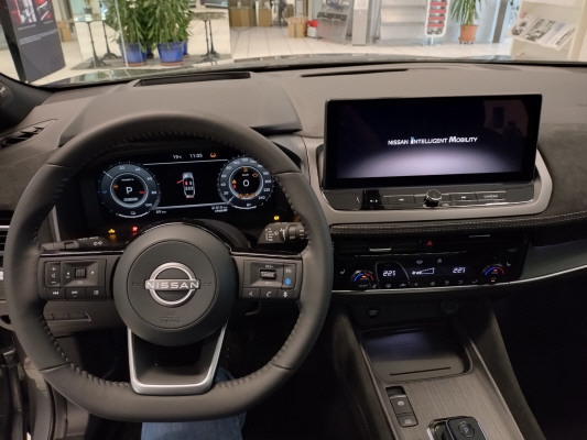 NISSAN Qashqai 1.5 VC ePower Tekna+-image-4