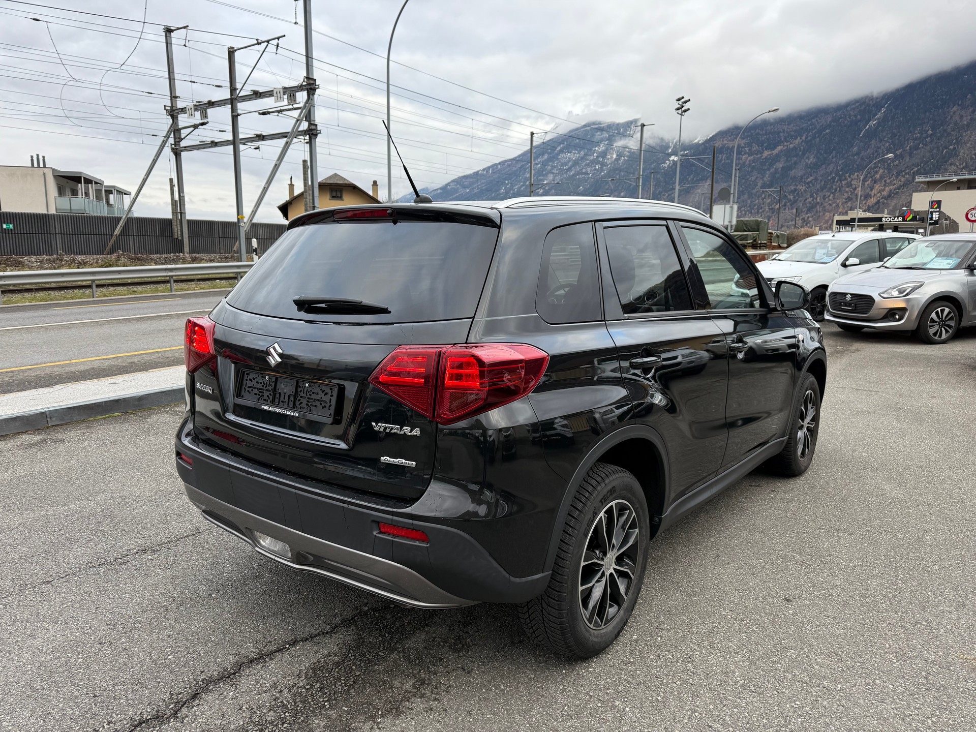 SUZUKI Vitara 1.0 Unico-image-6