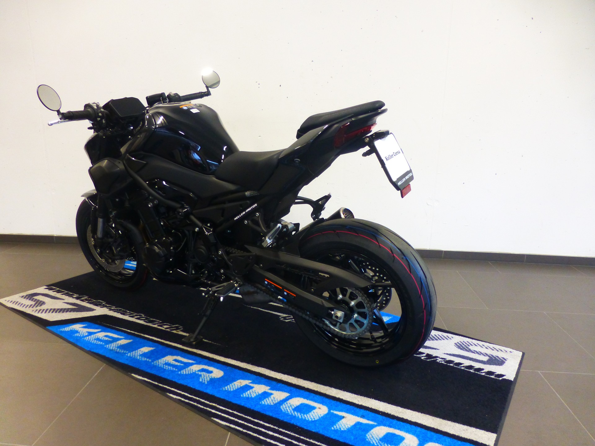 KAWASAKI Z 900 (35kW) Platin Dark Edition-image-3