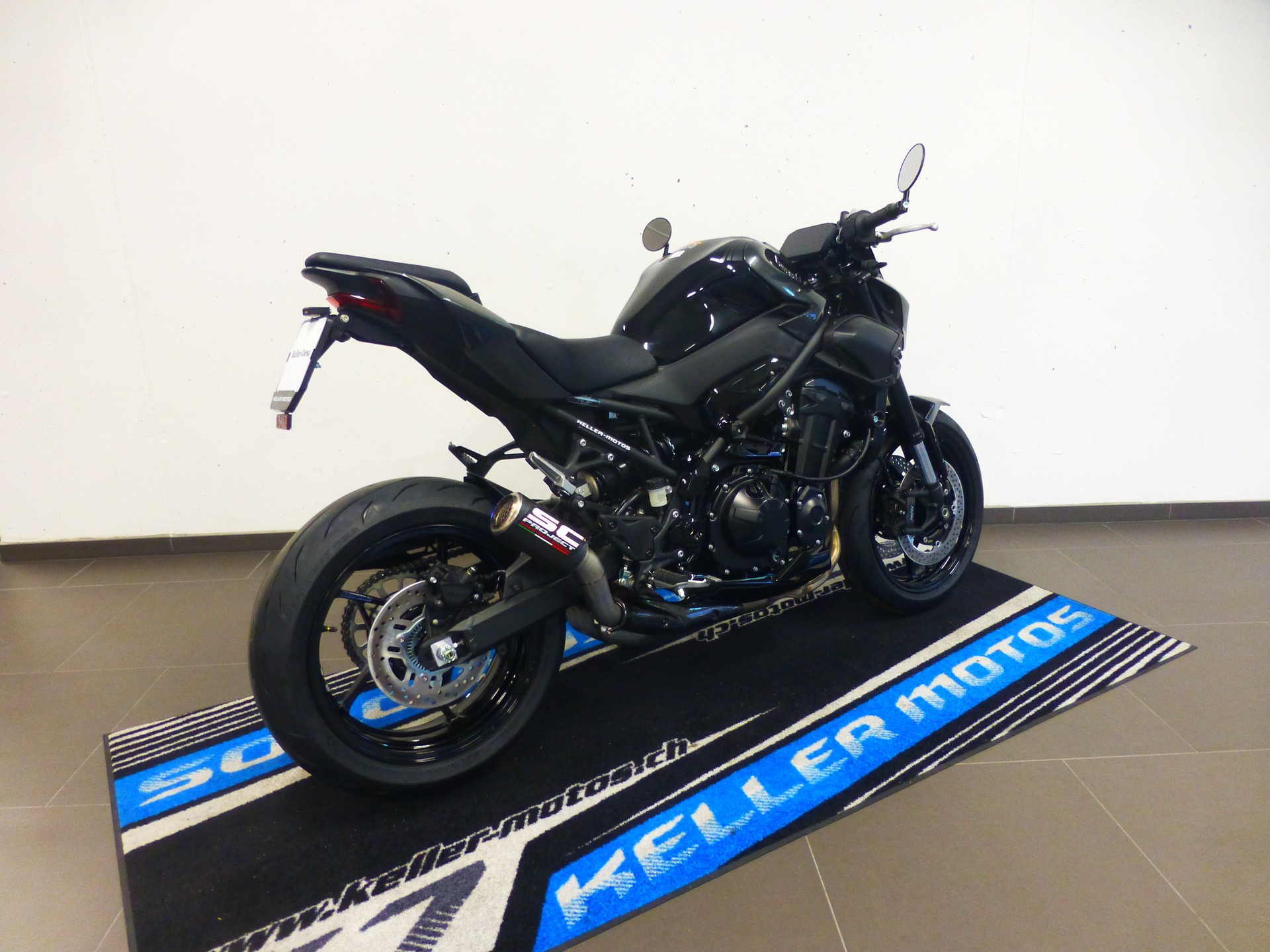 KAWASAKI Z 900 (35kW) Platin Dark Edition-image-15