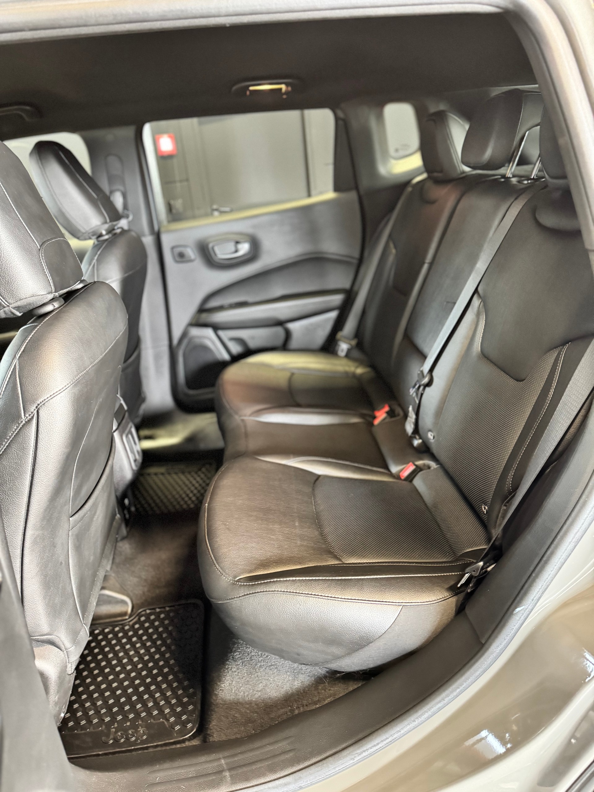 JEEP Compass 1.3 T PHEV S AWD * 4x4 *-image-12