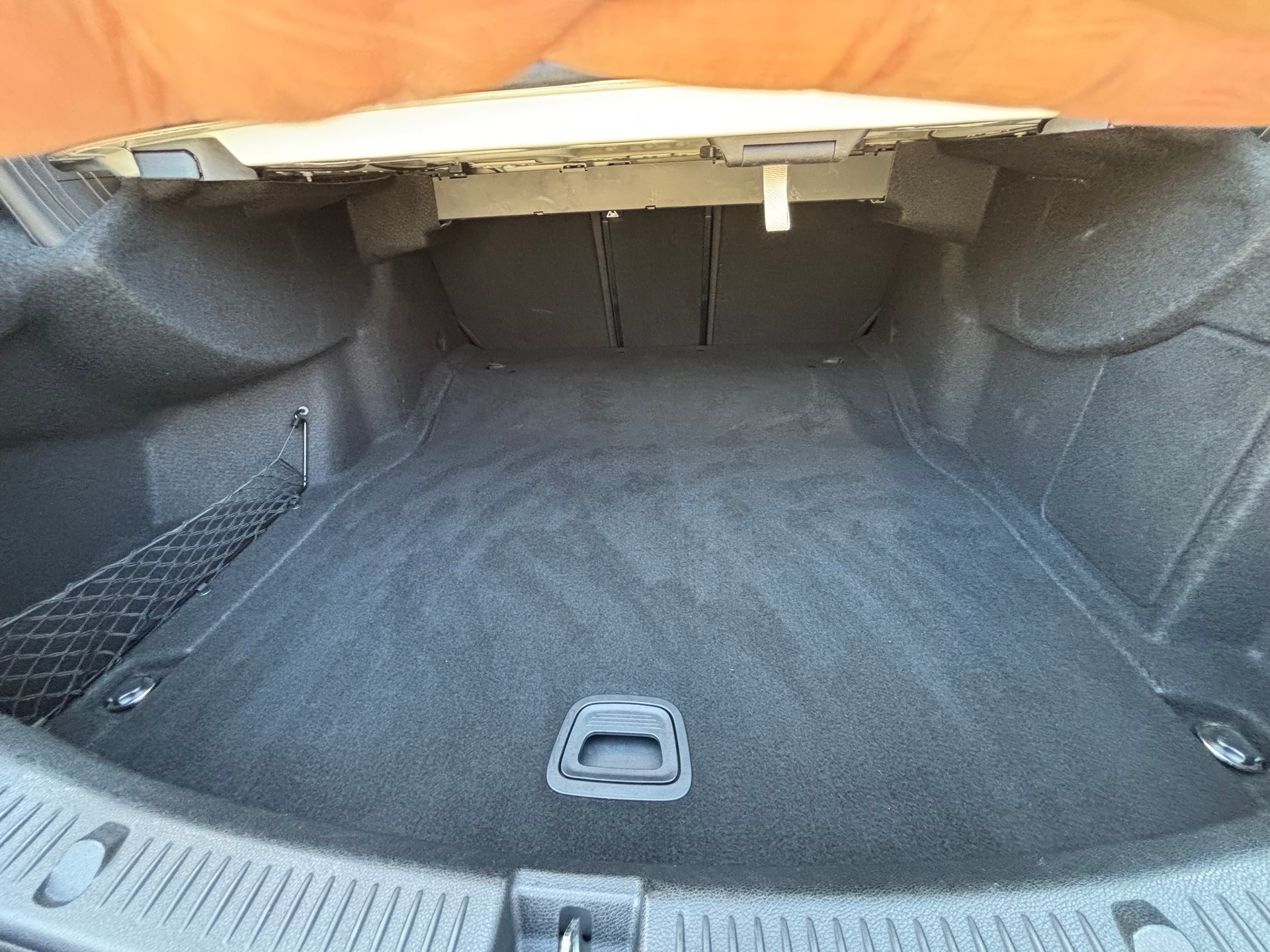 MERCEDES-BENZ E 200 Avantgarde 9G-Tronic, CH Fahrzeug, Service gepflegt-image-17
