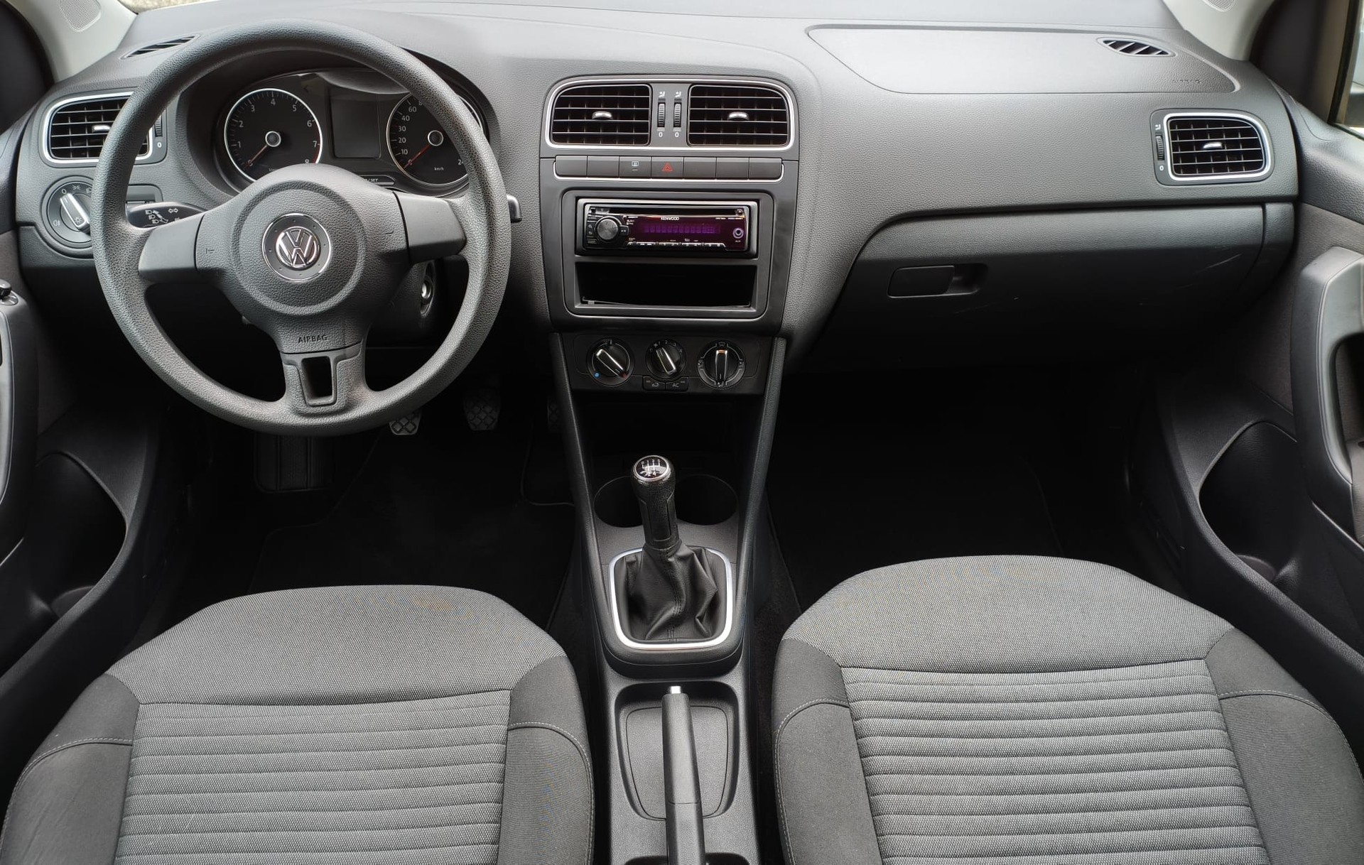 VW Polo 1.4 16V Comfortline-image-7