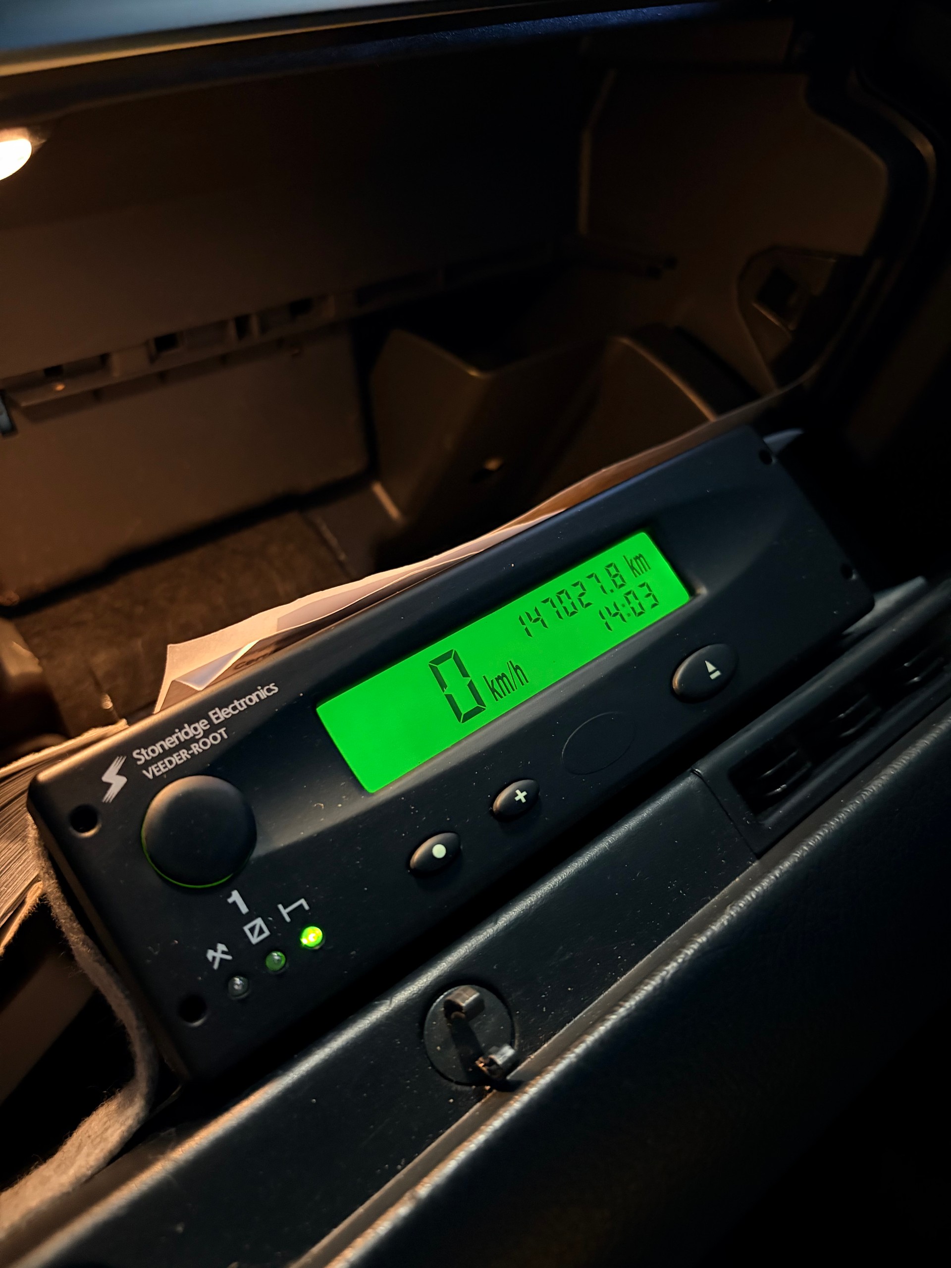 MERCEDES-BENZ V 250 d extralang Avantgarde 4Matic 9G-Tronic-image-9