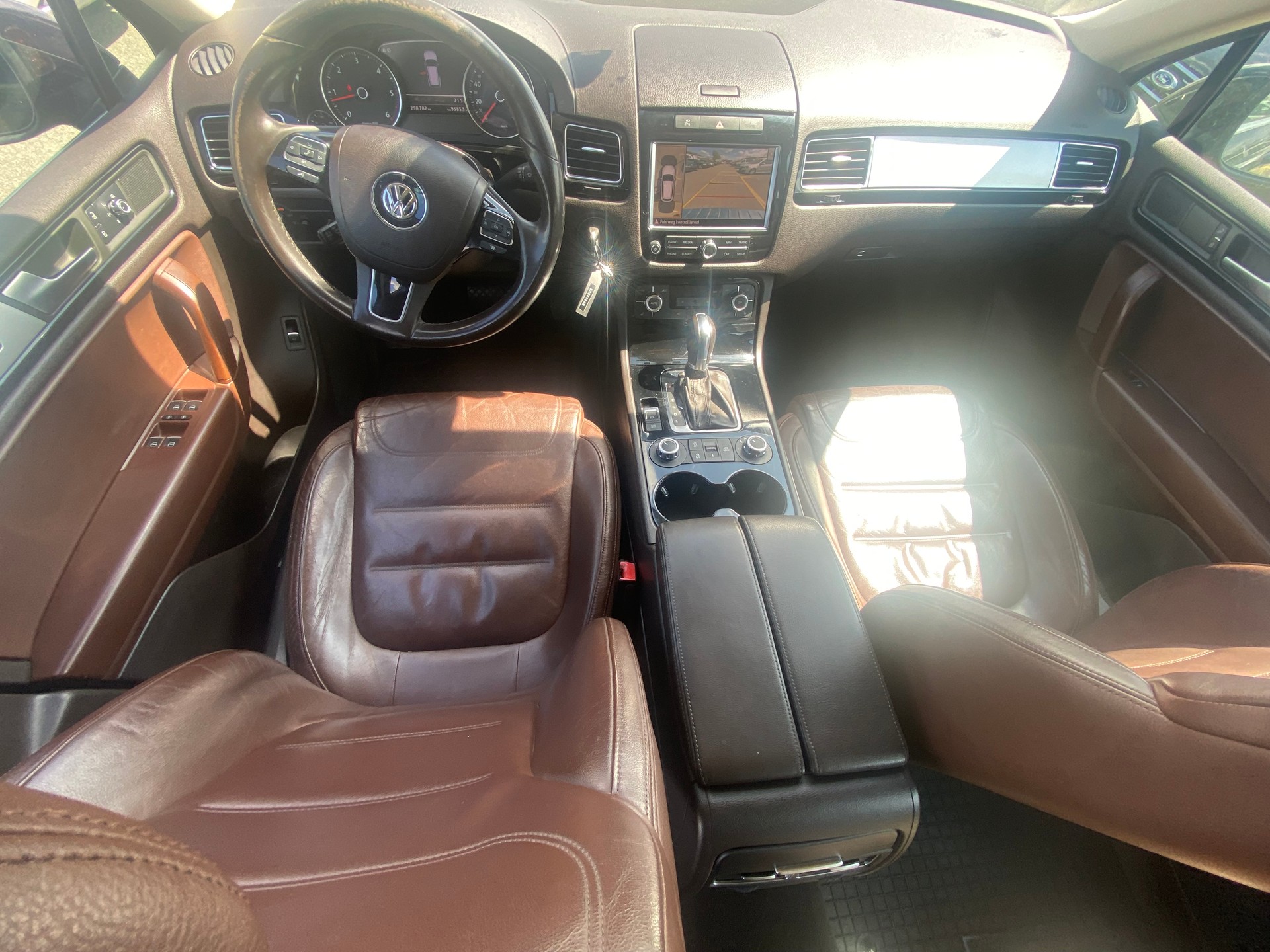 VW Touareg 3.0 TDI BlueMotion Technology Tiptronic-image-9