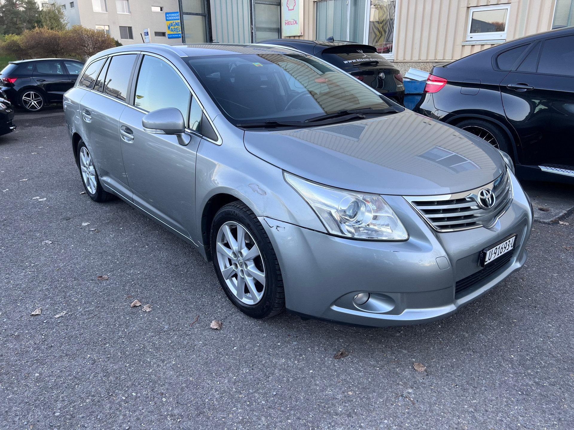 TOYOTA Avensis SW 2.0 Linea Sol Premium Multidrive-image-1