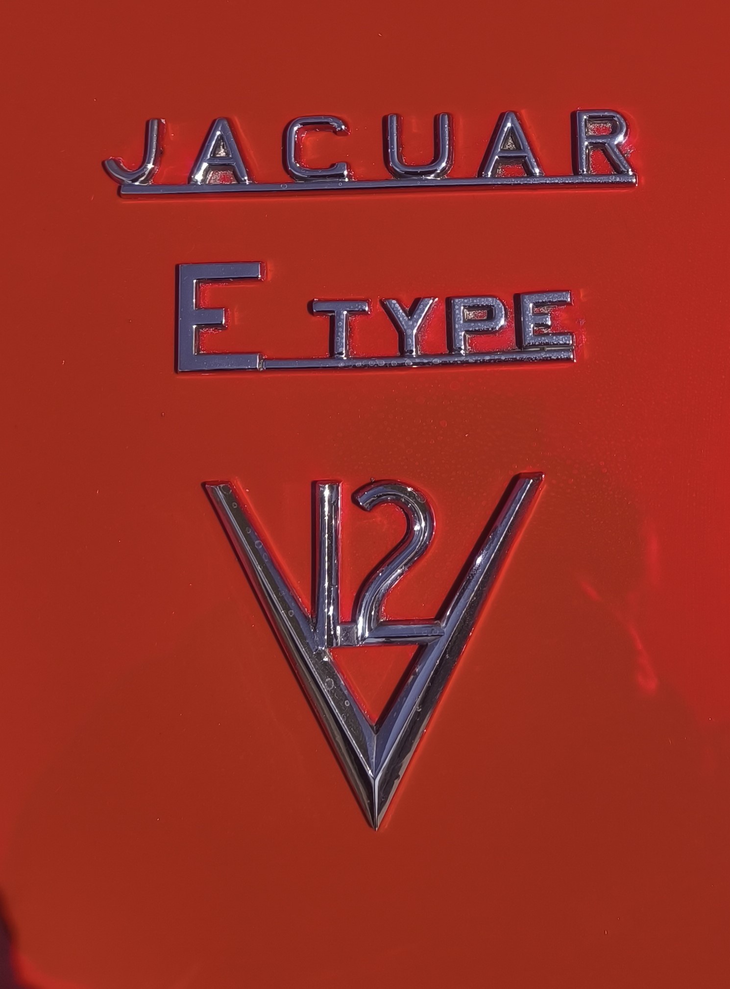 JAGUAR E V12-image-9