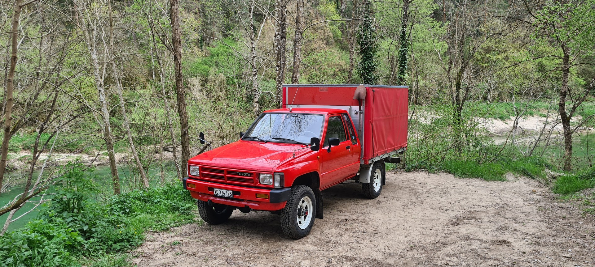 TOYOTA Hilux Xtra Cab YN67 4WD-image-7