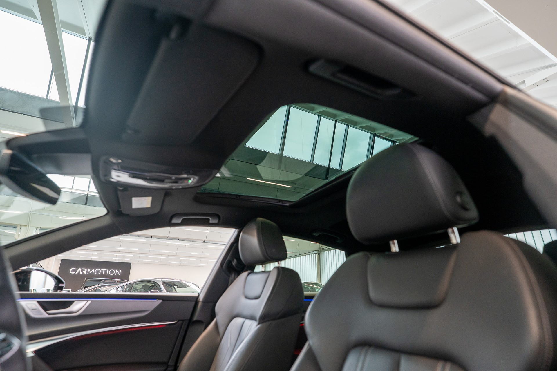 AUDI A7 Sportback 3.0 50 TDI quattro T-Tronic / Rückfahrkamera / Glasdach / Ambientebeleuchtung-image-8