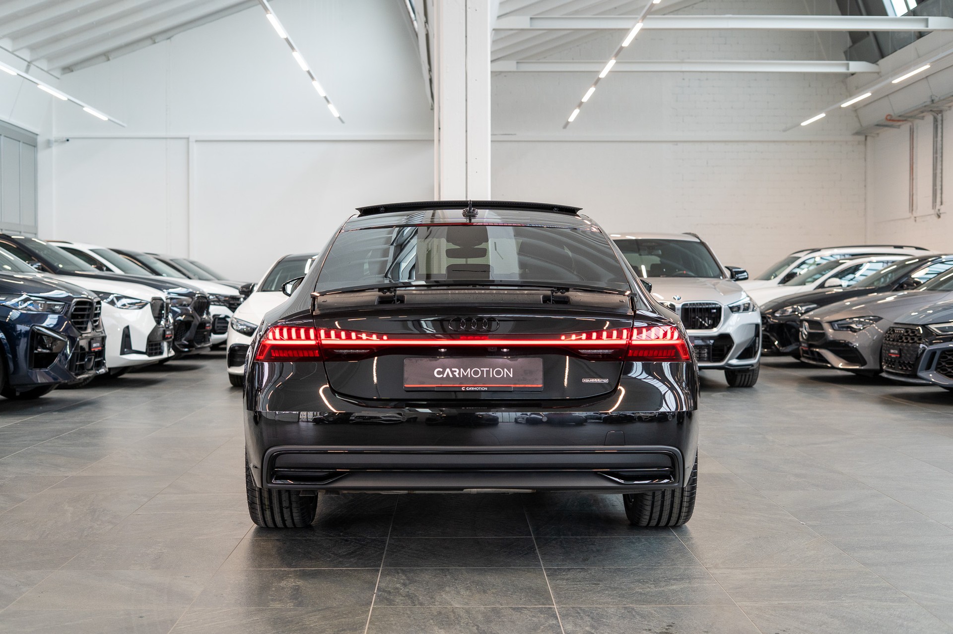 AUDI A7 Sportback 3.0 50 TDI quattro T-Tronic / Rückfahrkamera / Glasdach / Ambientebeleuchtung-image-4