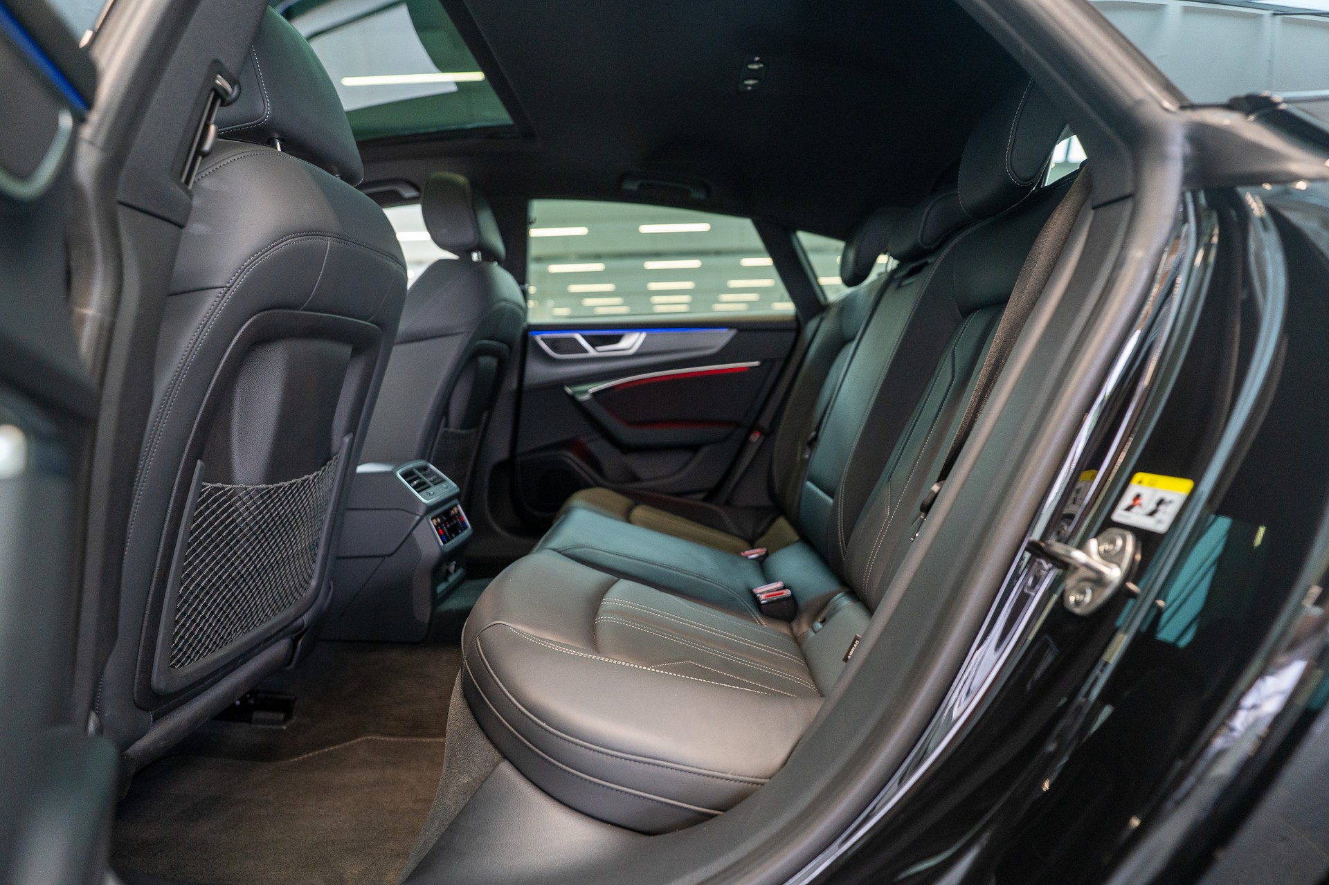 AUDI A7 Sportback 3.0 50 TDI quattro T-Tronic / Rückfahrkamera / Glasdach / Ambientebeleuchtung-image-12