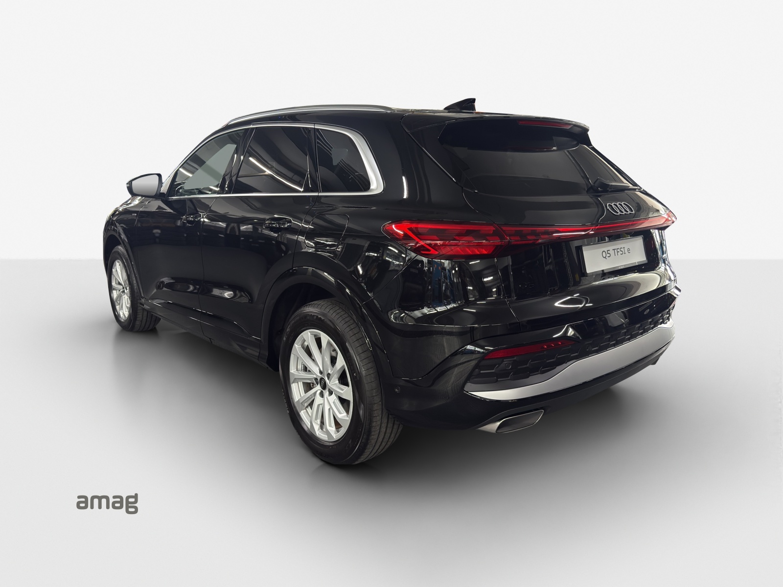 AUDI Q5 e-hybrid quattro 220 kW S-tronic-showroom-element-2