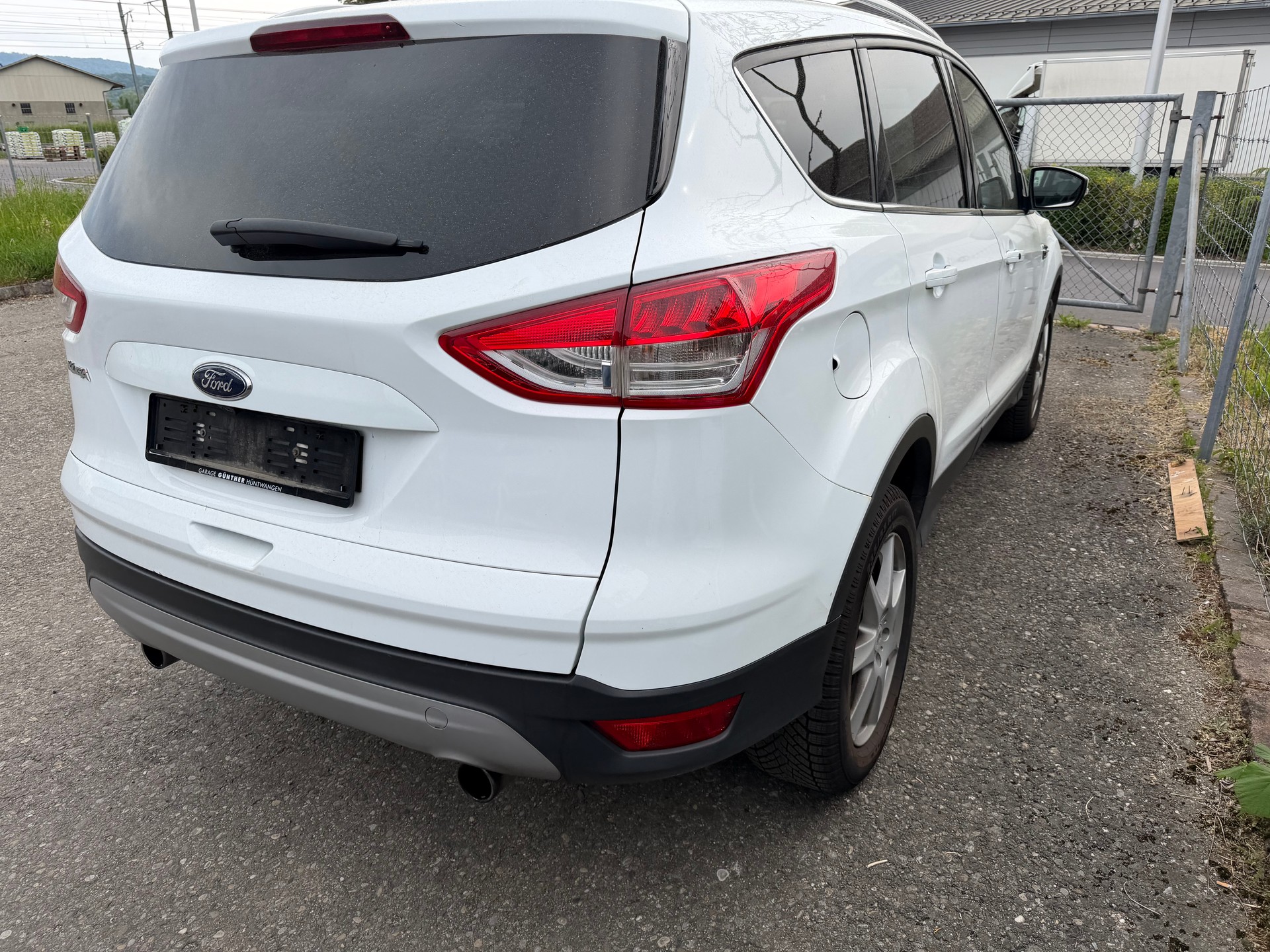 FORD Kuga 2.0 TDCi Titanium 4WD PowerShift-image-2
