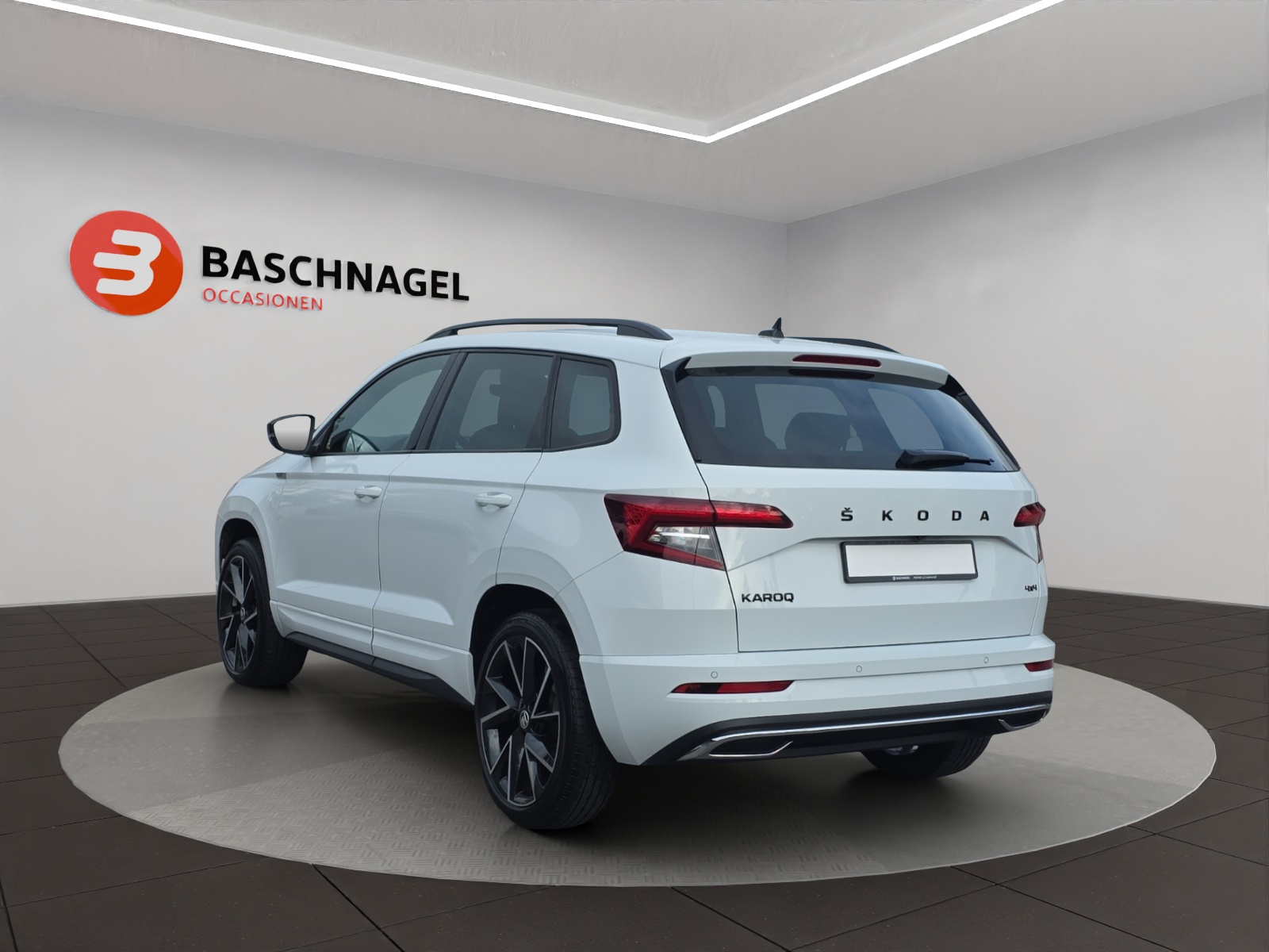 SKODA Karoq 2.0 TSI SportLine 4x4 DSG-showroom-element-2