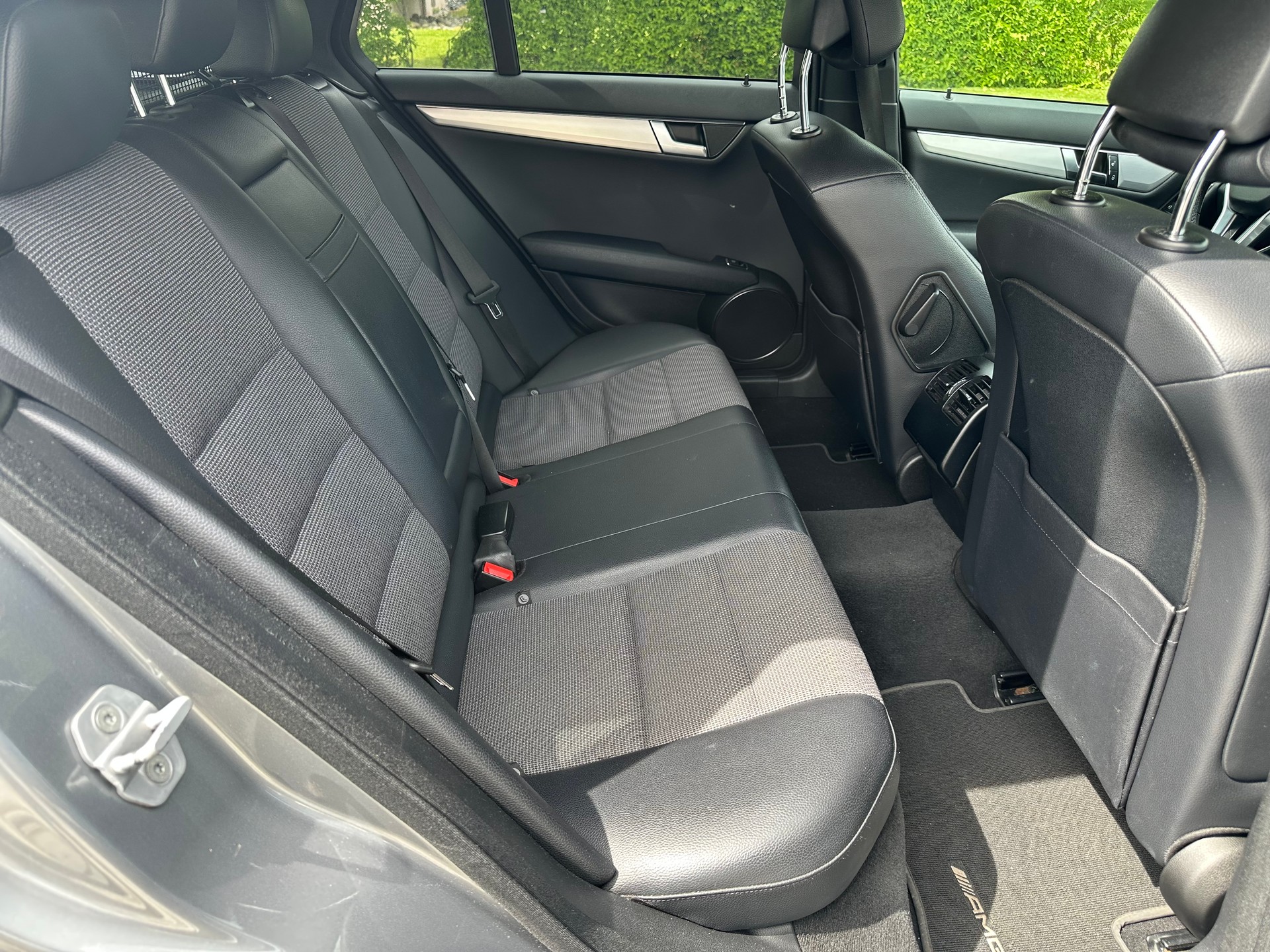 MERCEDES-BENZ C 180 BlueEfficiency Avantgarde 7G-Tronic-image-6