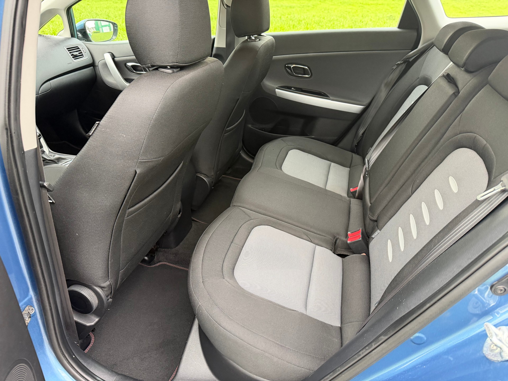 KIA Cee'd Sportswagon 1.6 CRDi Style Automat-image-10