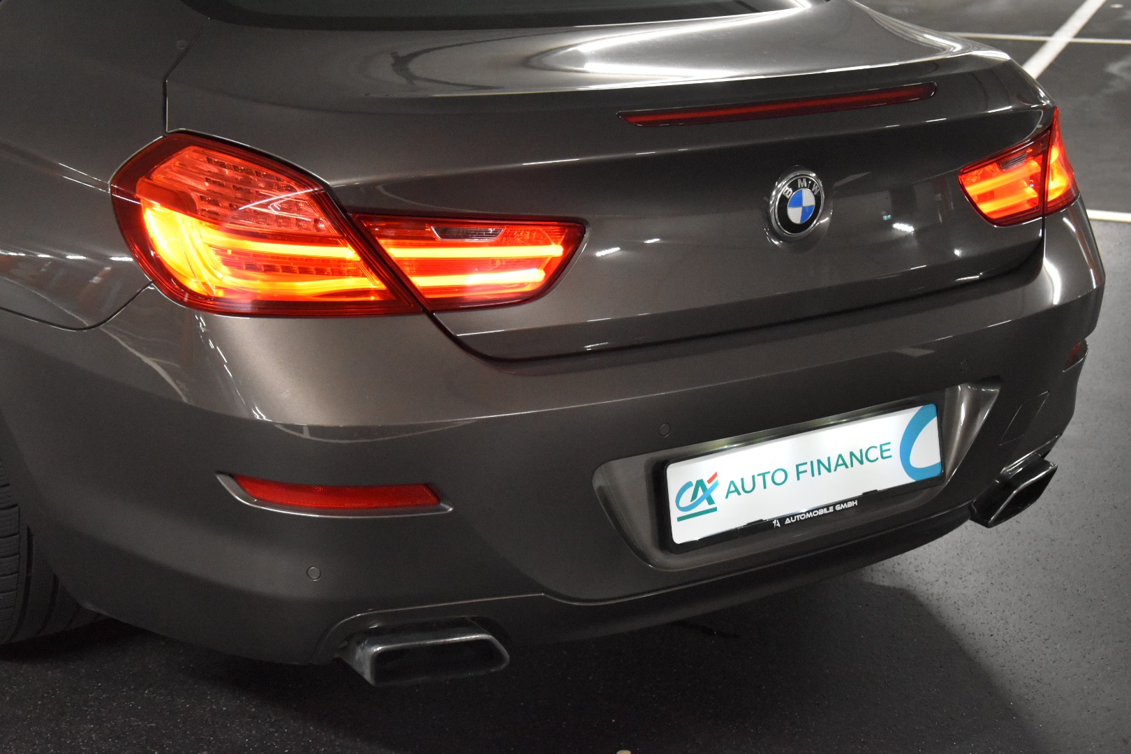 BMW 650i Coupé xDrive INDIVIDUAL-image-6