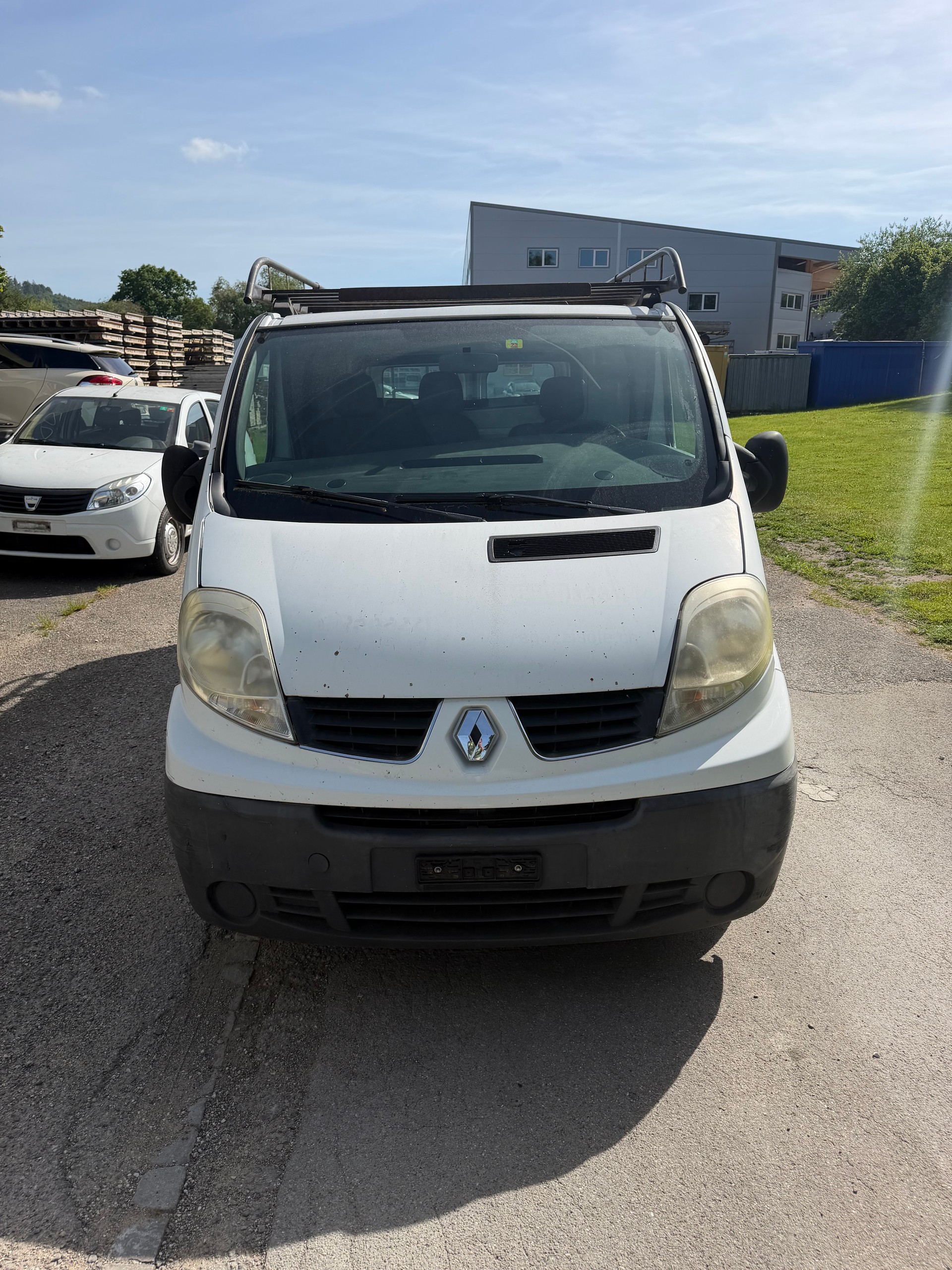 RENAULT Trafic 2.0 dCi 90 2.7t L1H1-image-7