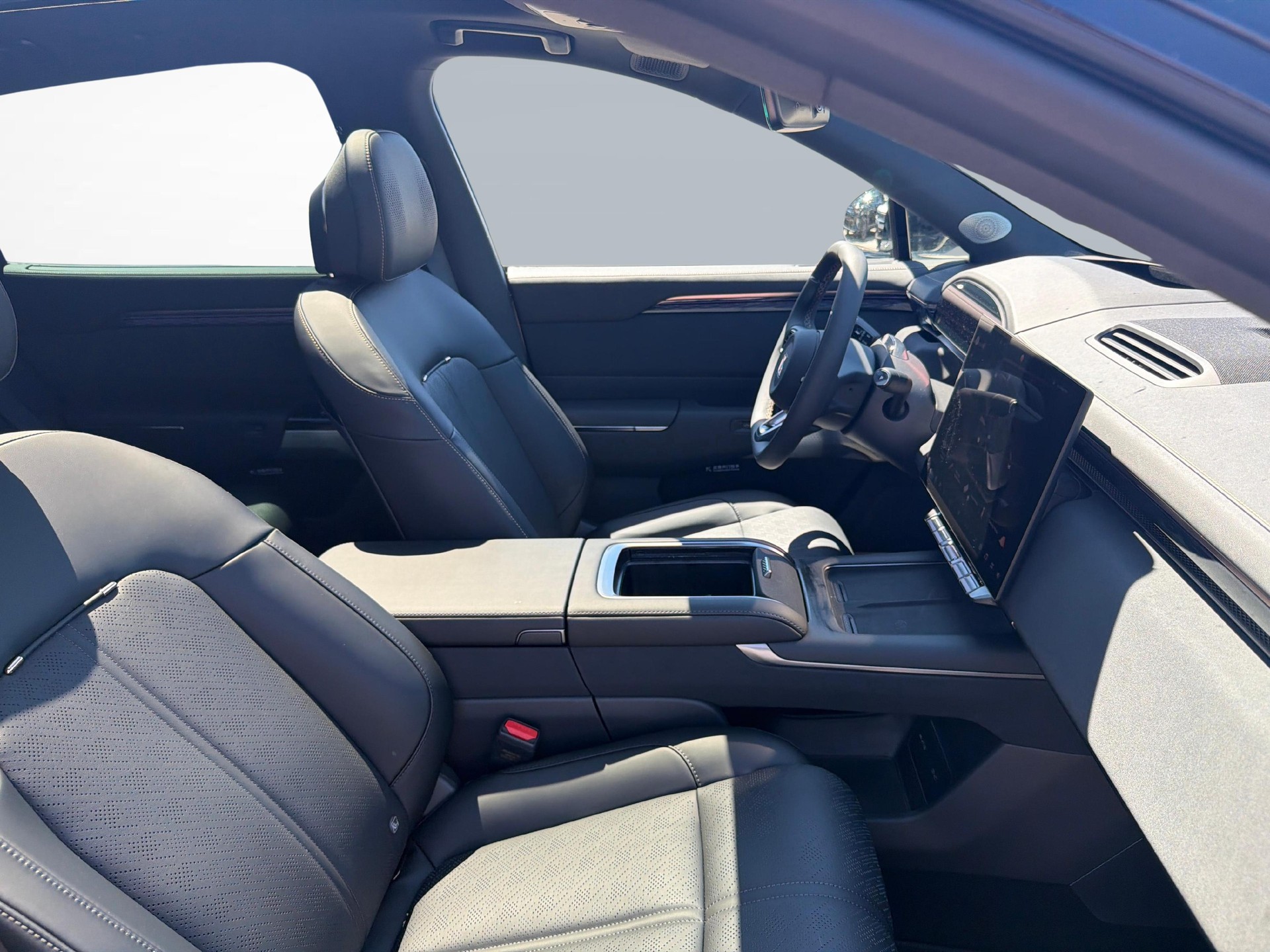 ZEEKR 7X Privilege AWD-image-9